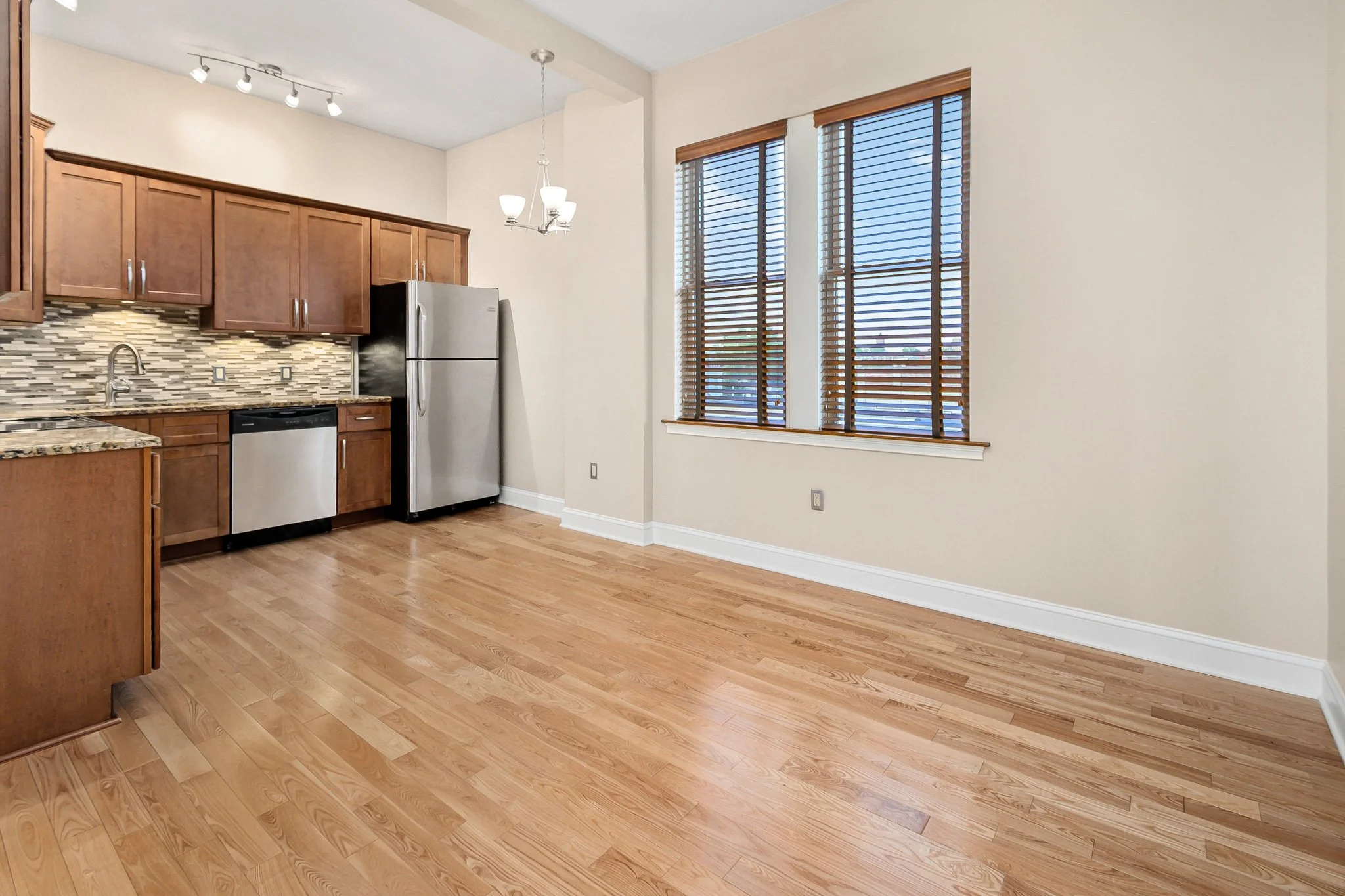 22 Living Room and Kitchen.jpg