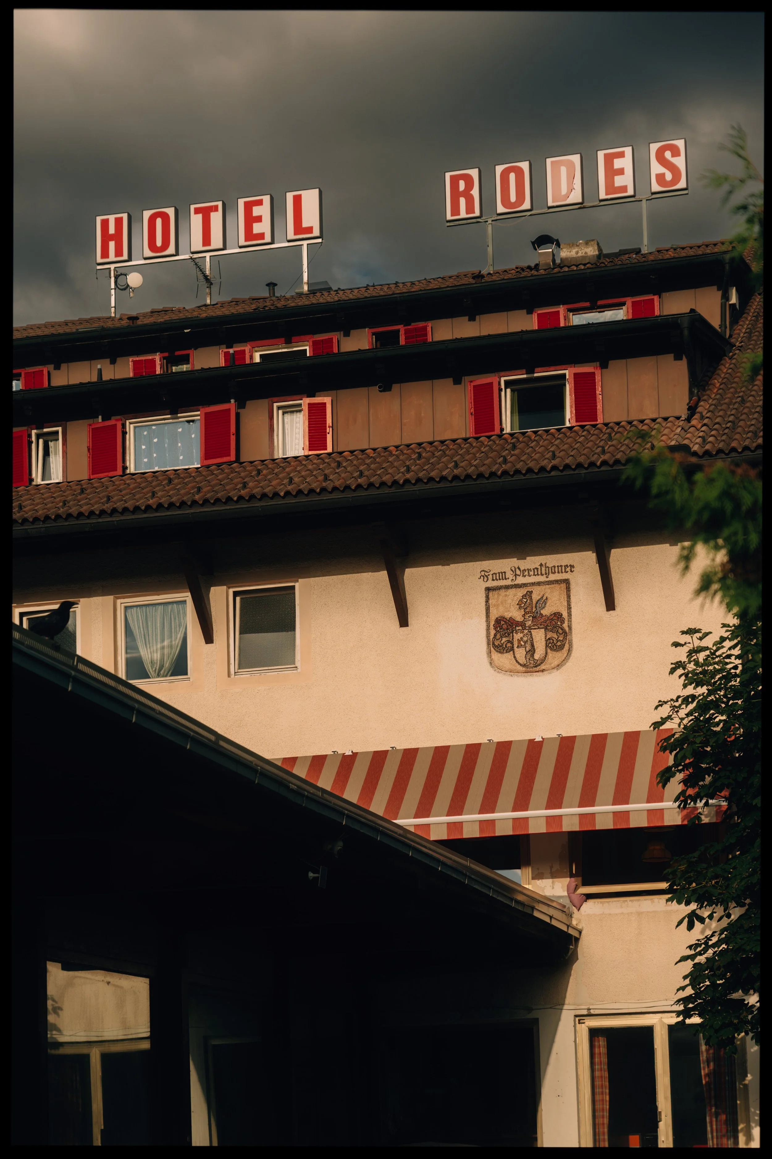 1-2.jpg