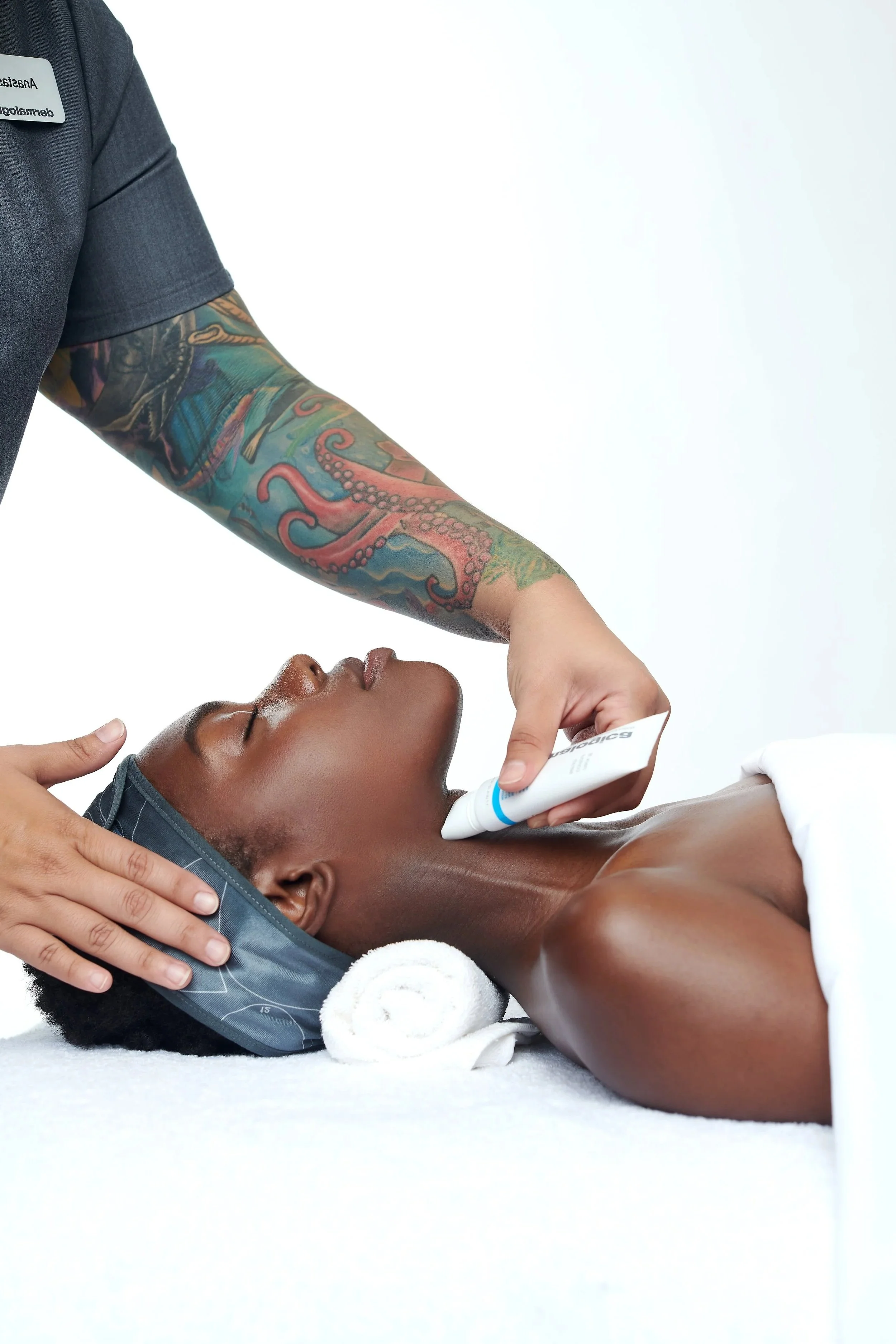 831TreatmentShoot_Derma_3141.jpg