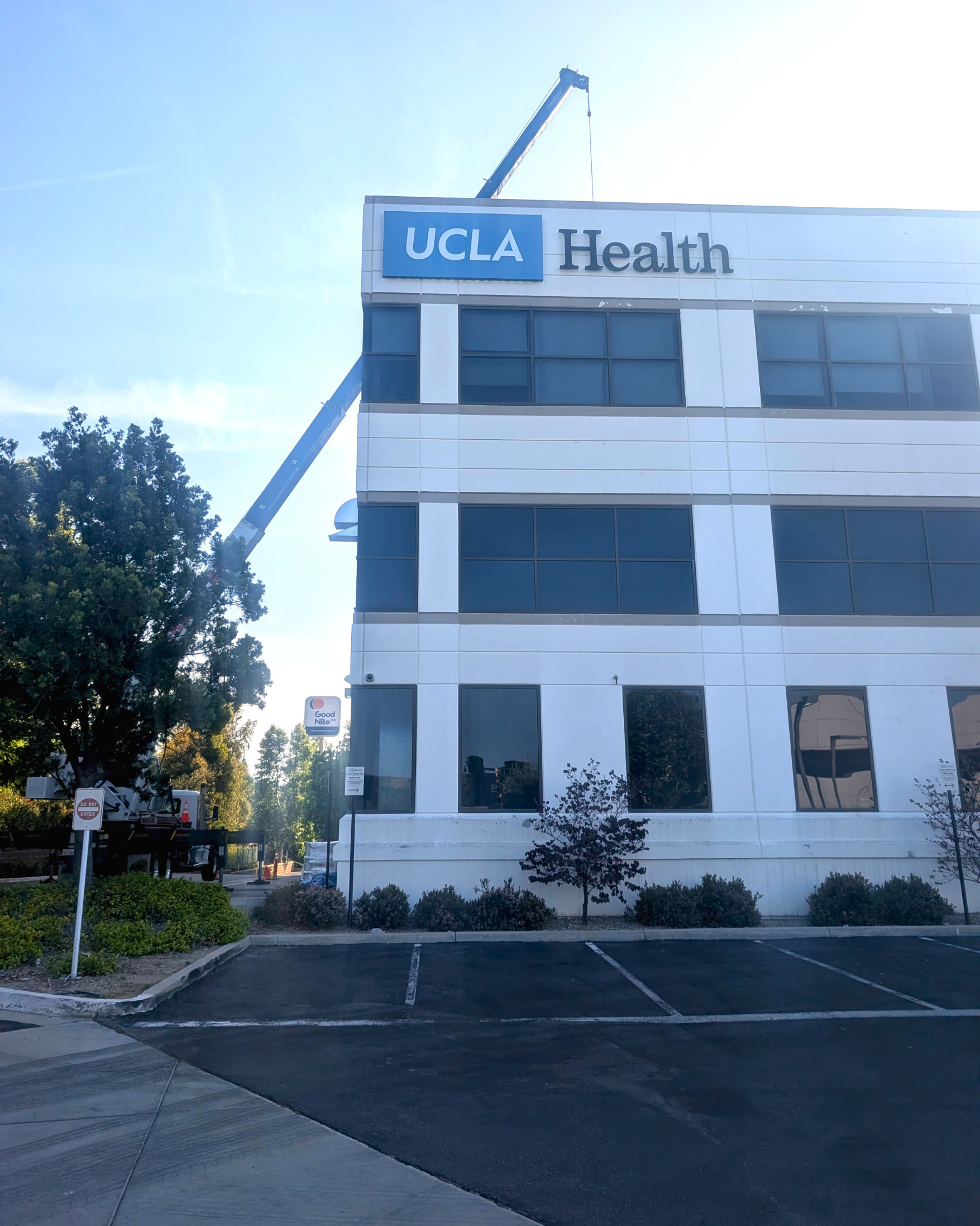 medical-facility-roofing-los angeles.png