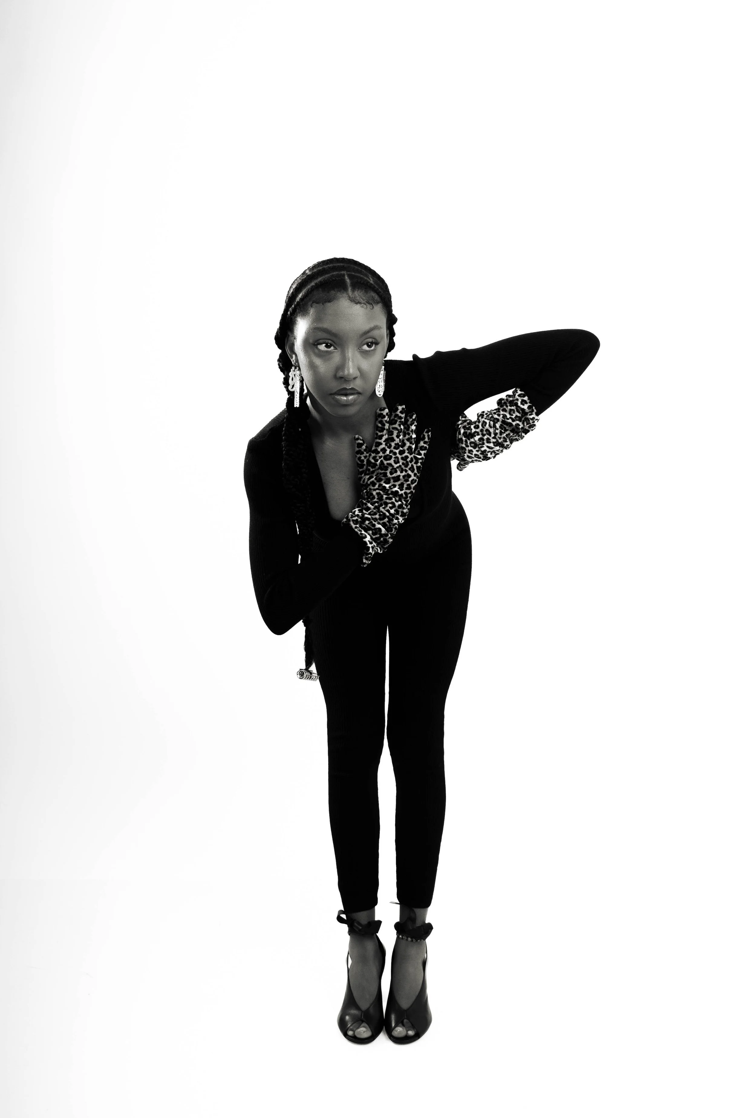 Pose