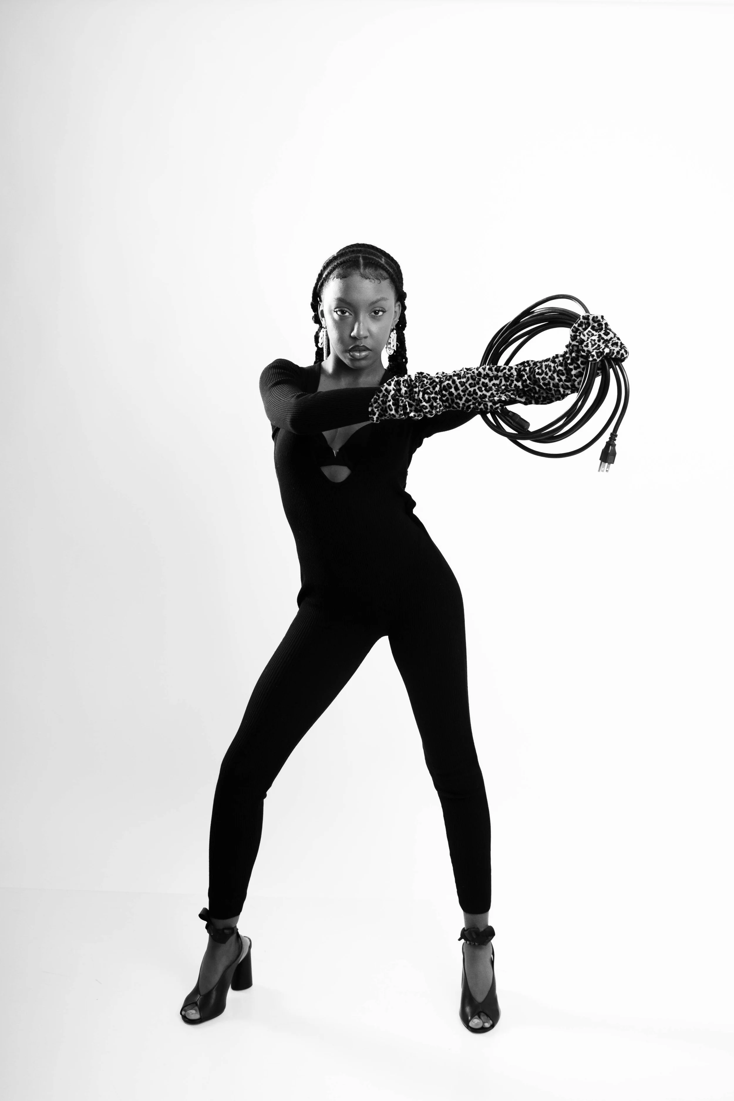 pose_alessandra clarke.jpg