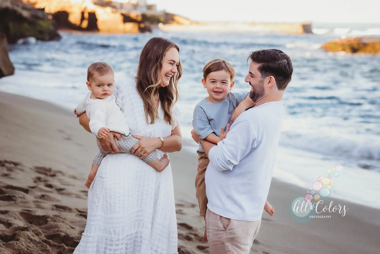 Should You Book a Beach Family Photo Session in San Diego? The Pros and Cons