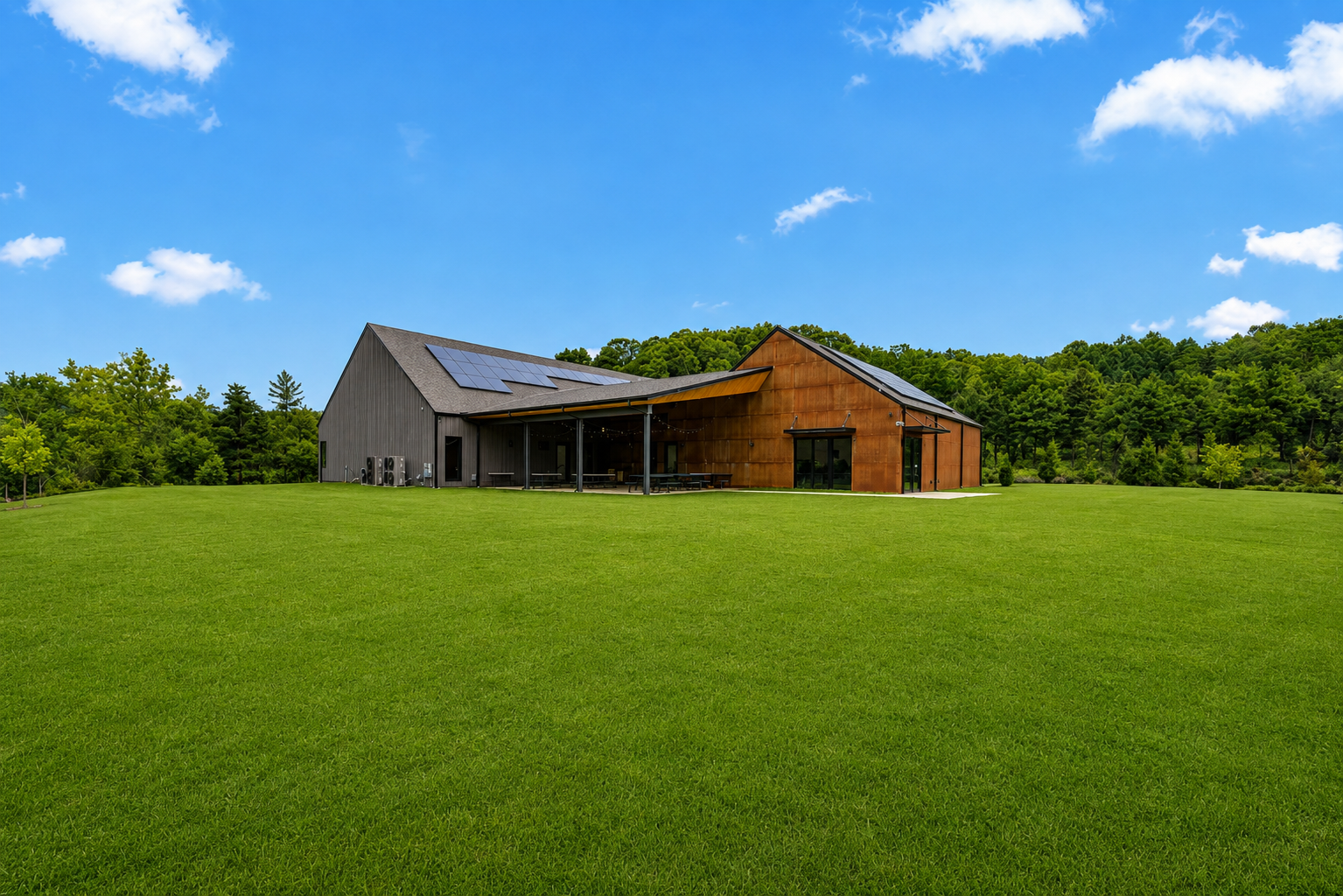 Riverbend Event Center lawn