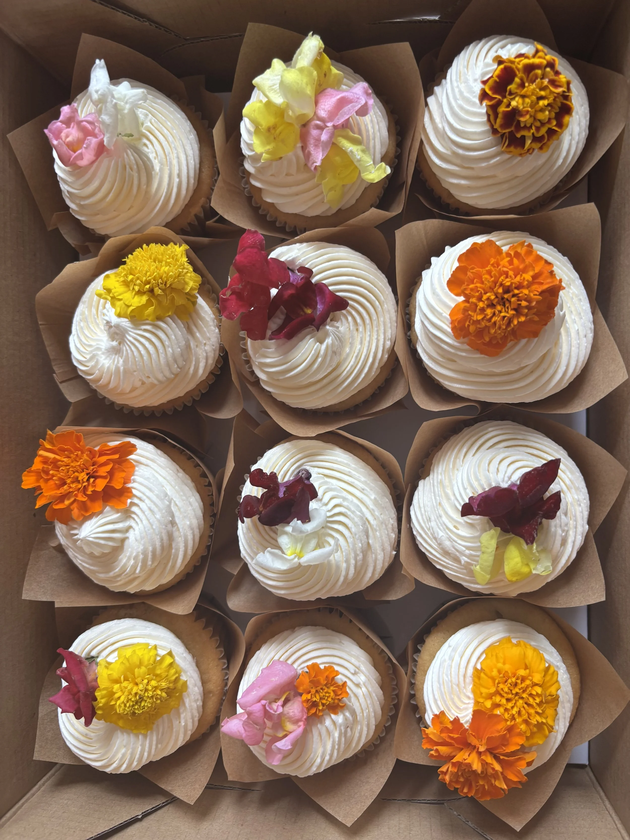 Floral Cupcakes- SCRUBDESTHETICS X PITTSBURGHPLANNER event