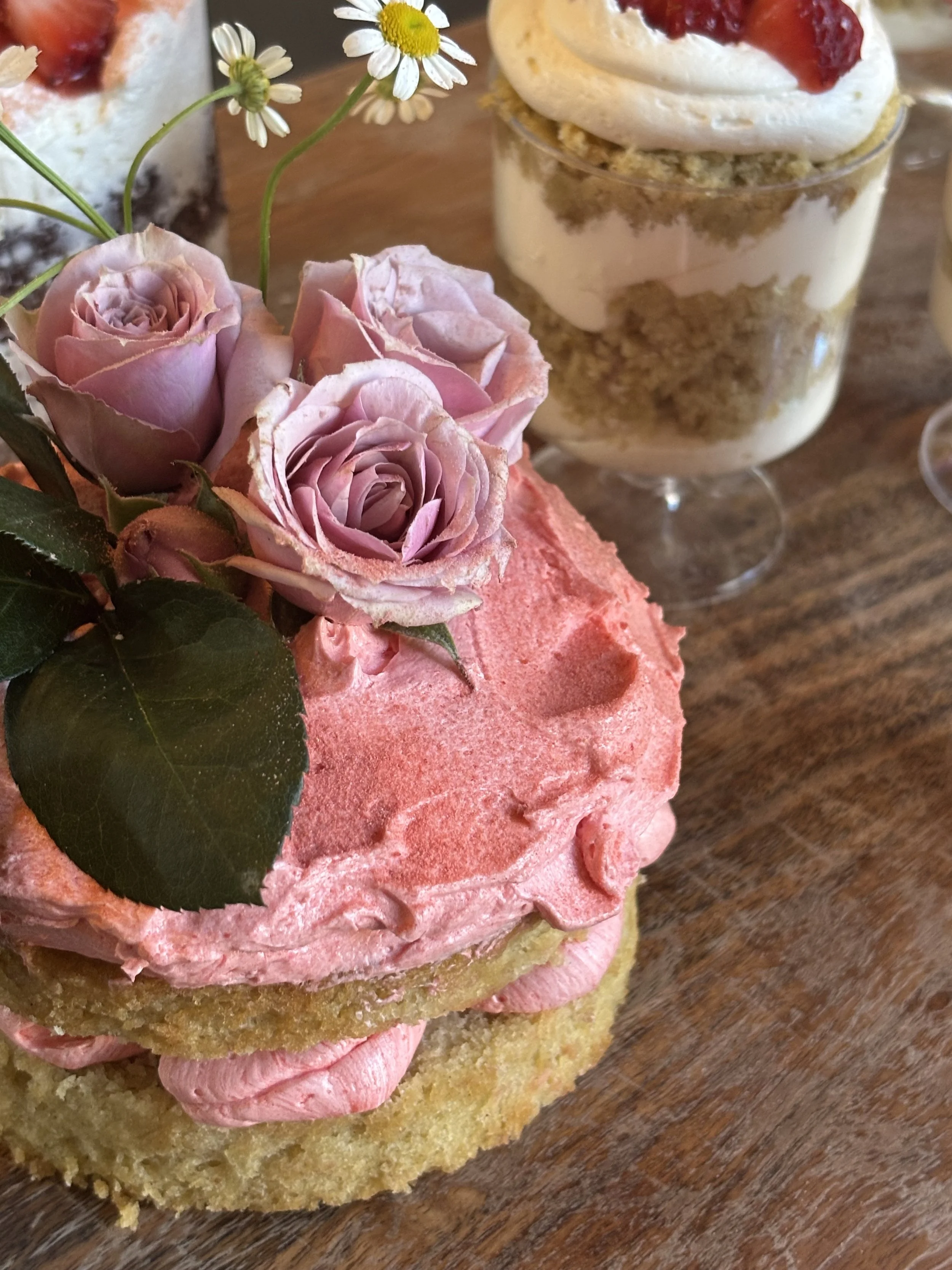 Easter Shoot - Mini Strawberry Vanilla Floral Cakes and Shooters 