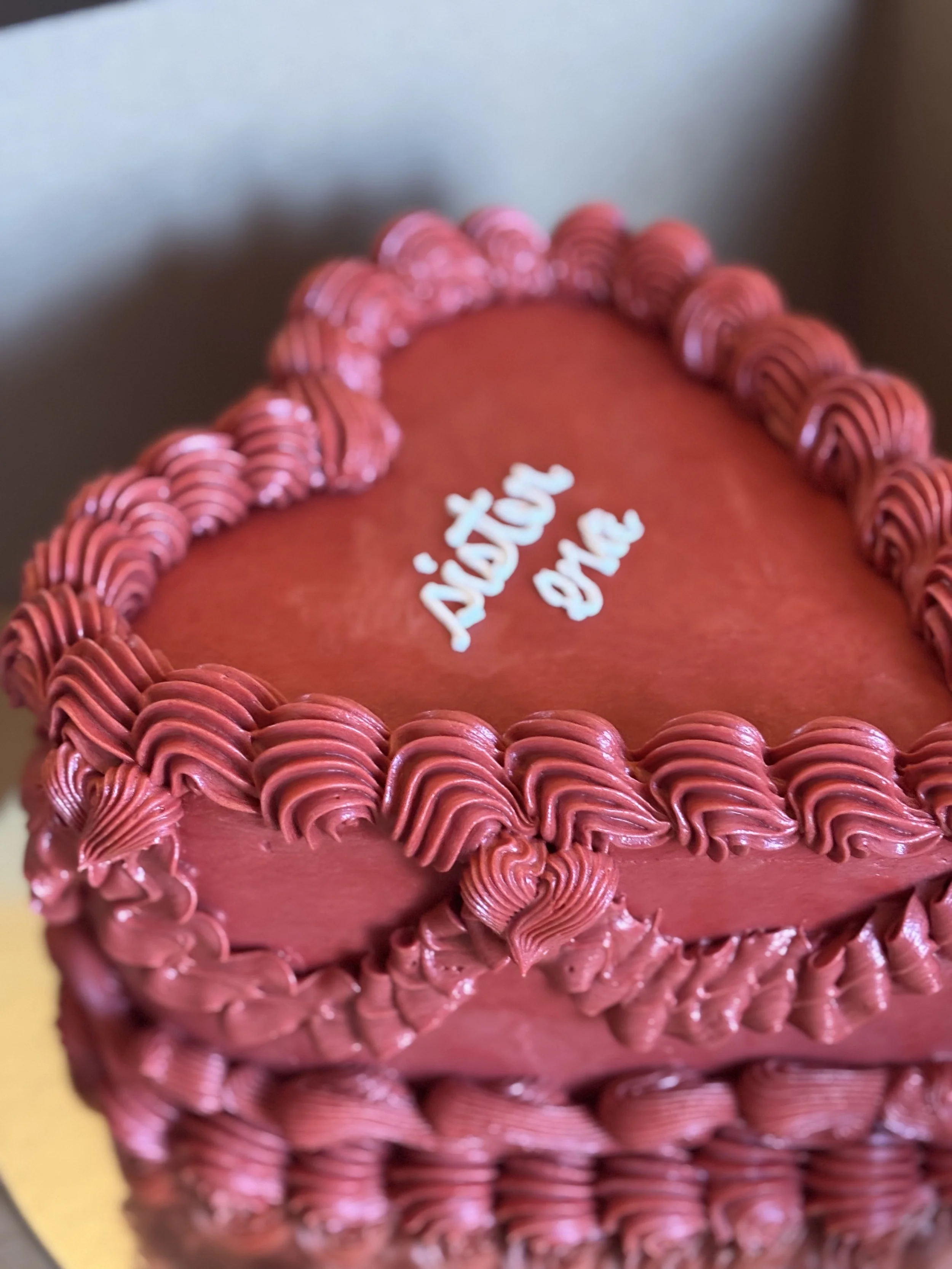 Galentines Cake - heart shape red vintage 