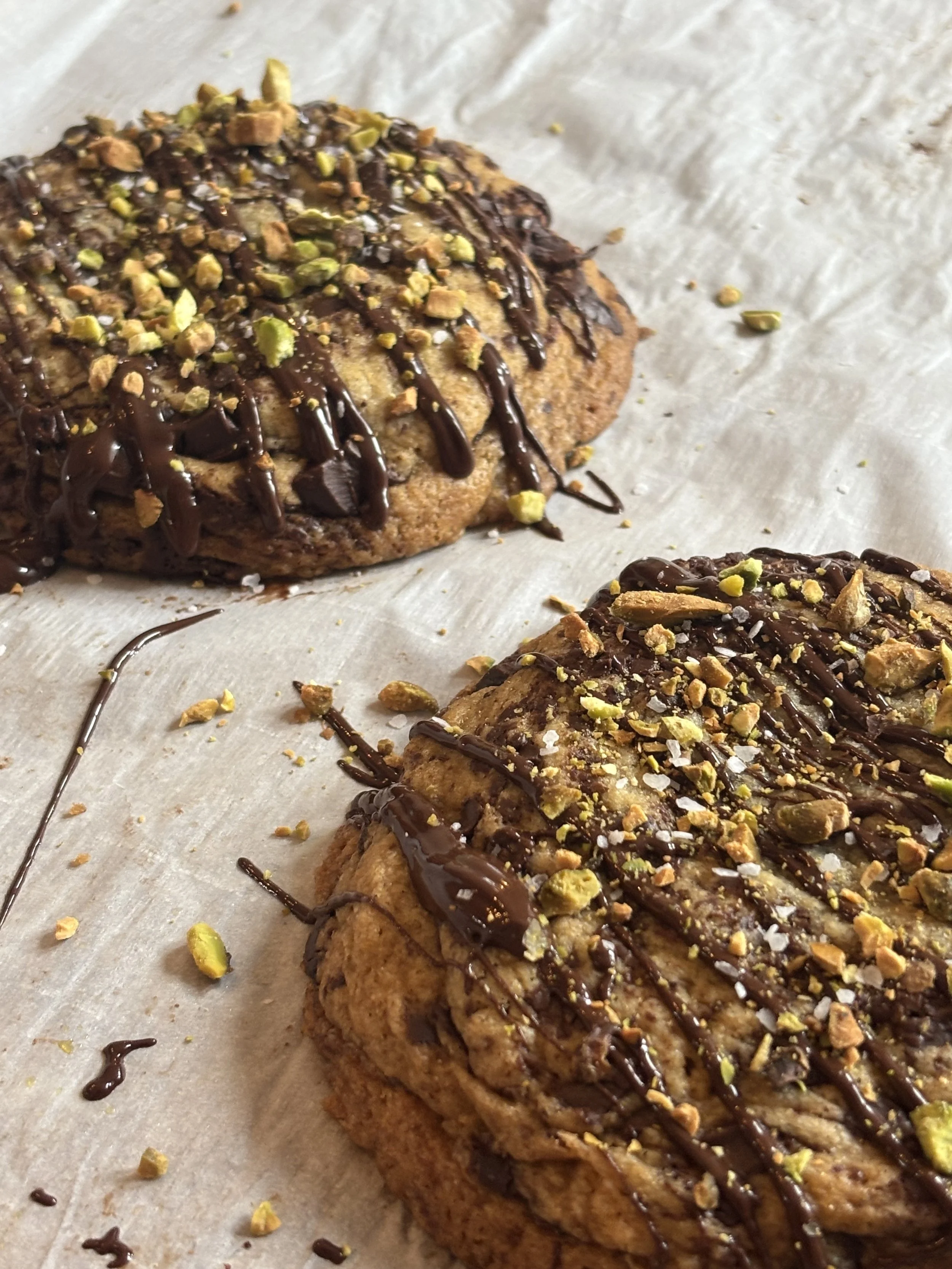 Pistachio Crumble Choc Cookies 