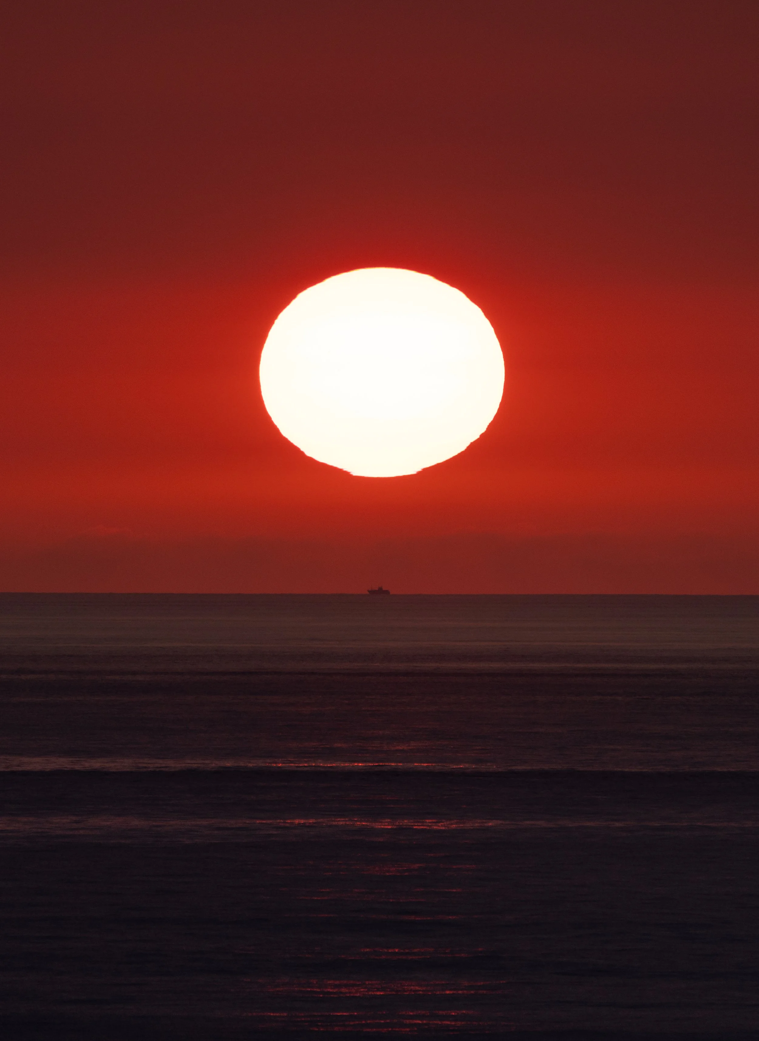 Credit Huw James - Solar Eclipse Photos6.jpg