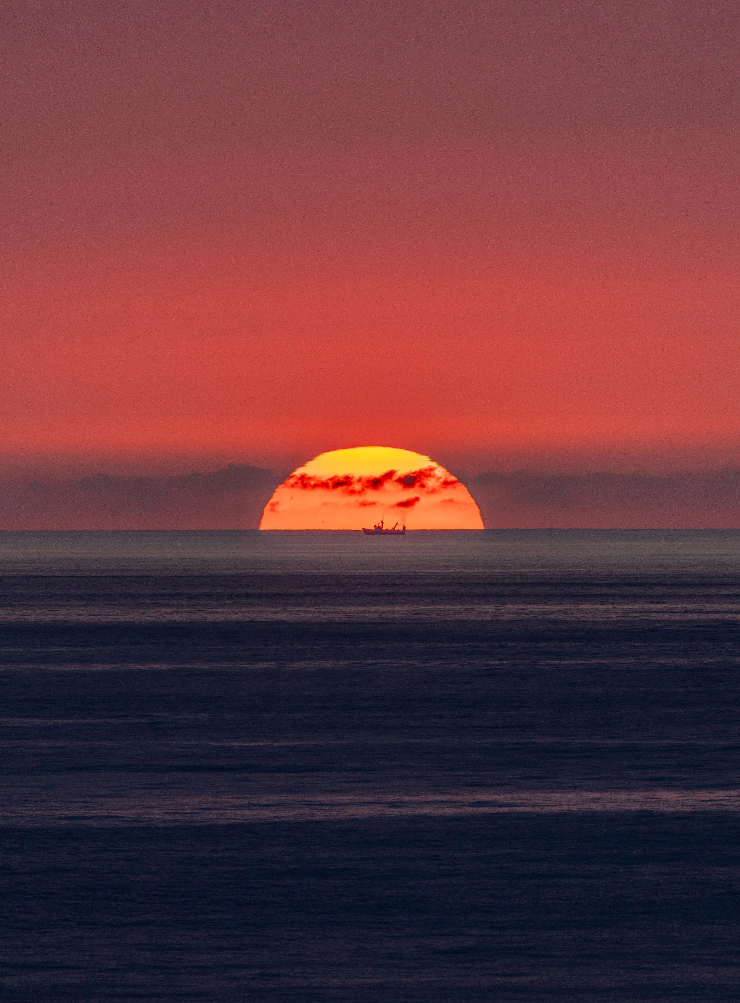 Credit Huw James - Solar Eclipse Photos7.jpg