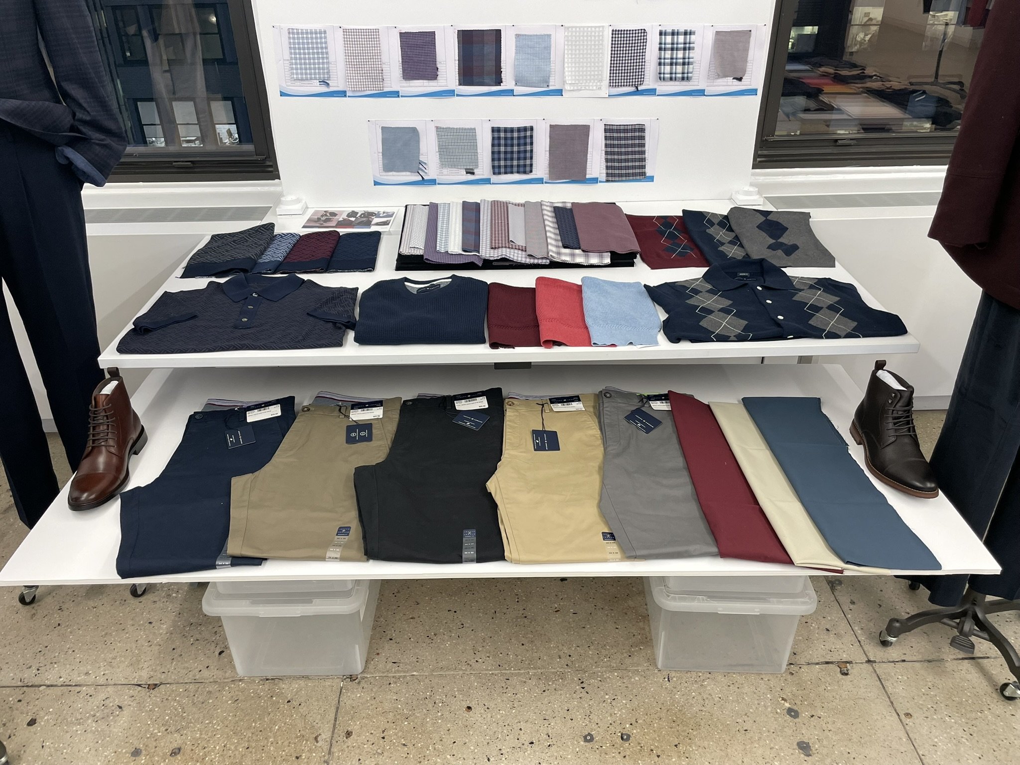 Seasonal table with chino colors