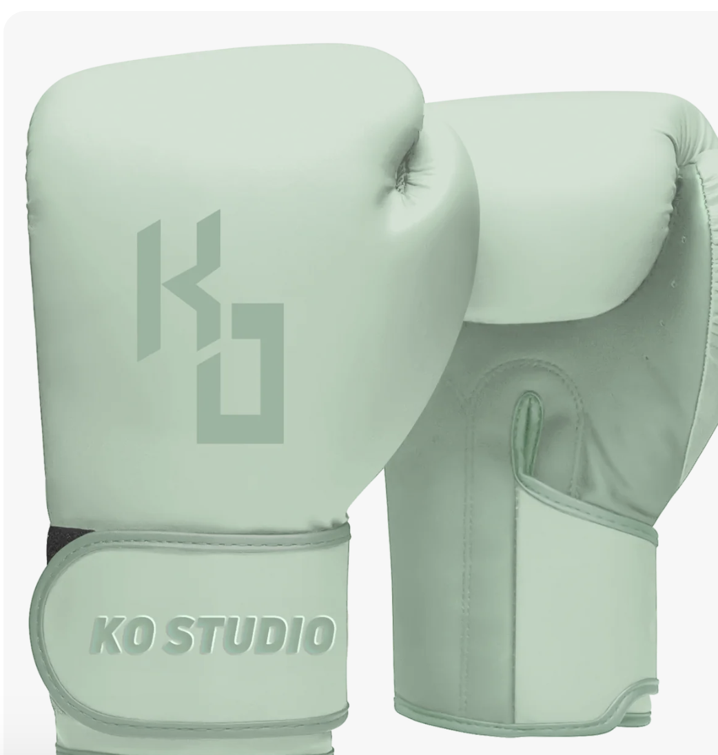 KO Studio - gloves made for women