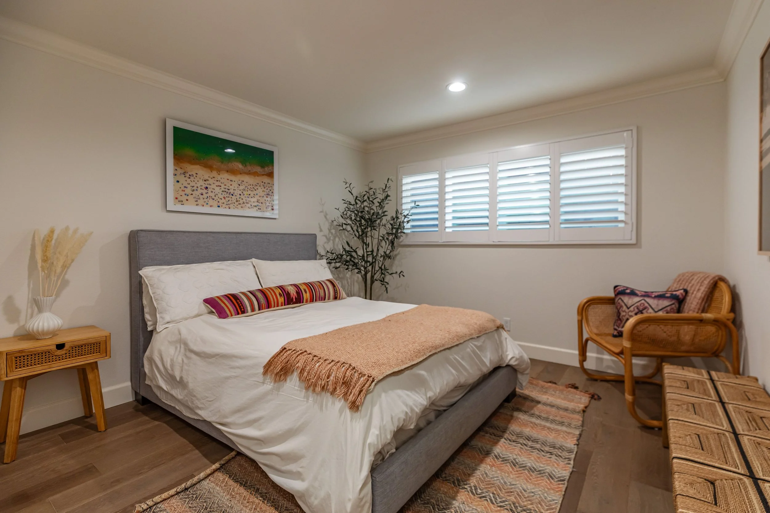 22 - 3240ShelbyDrive075.jpg