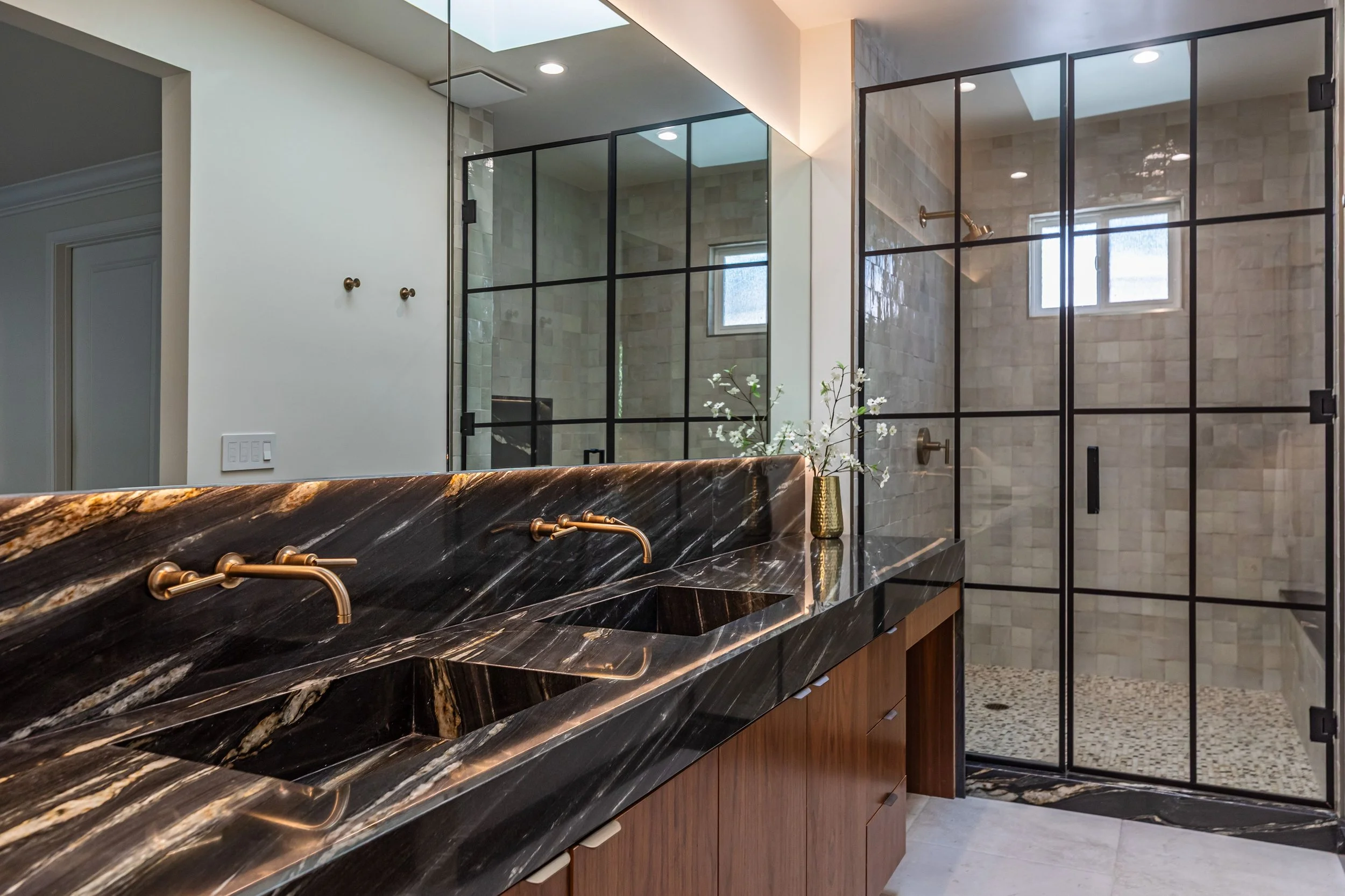 11- 3240ShelbyDrive067.jpg