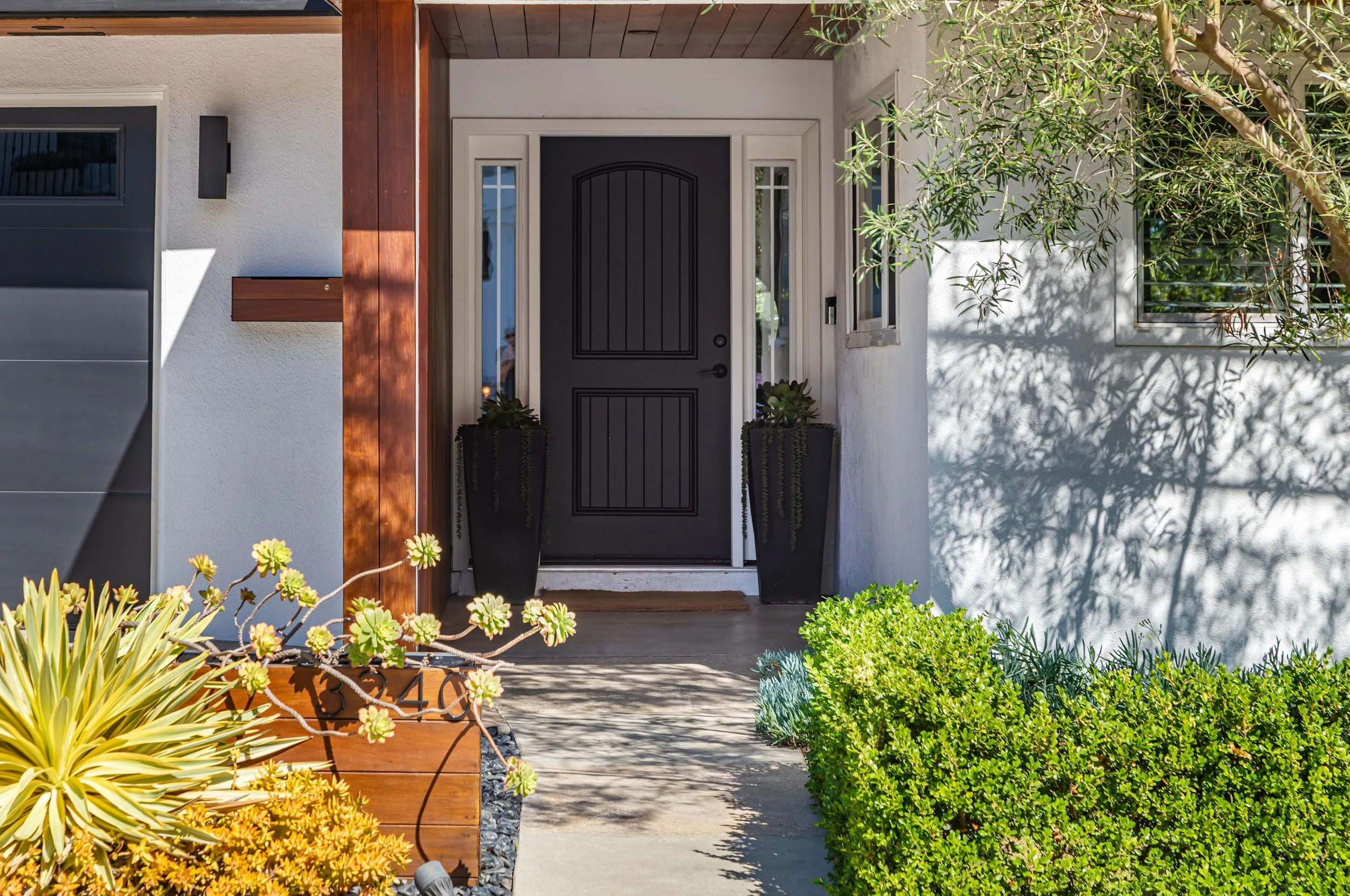 2 -3240ShelbyDrive011.jpg