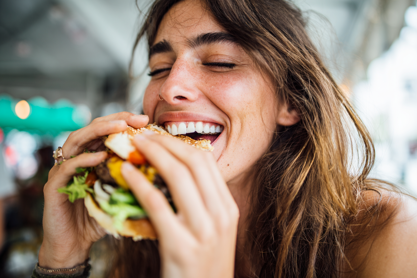 u9767649428_documentary-style_food_photography_capturing_raw__54ebb652-dcb0-4727-b951-6e7964b7e8af_3.png