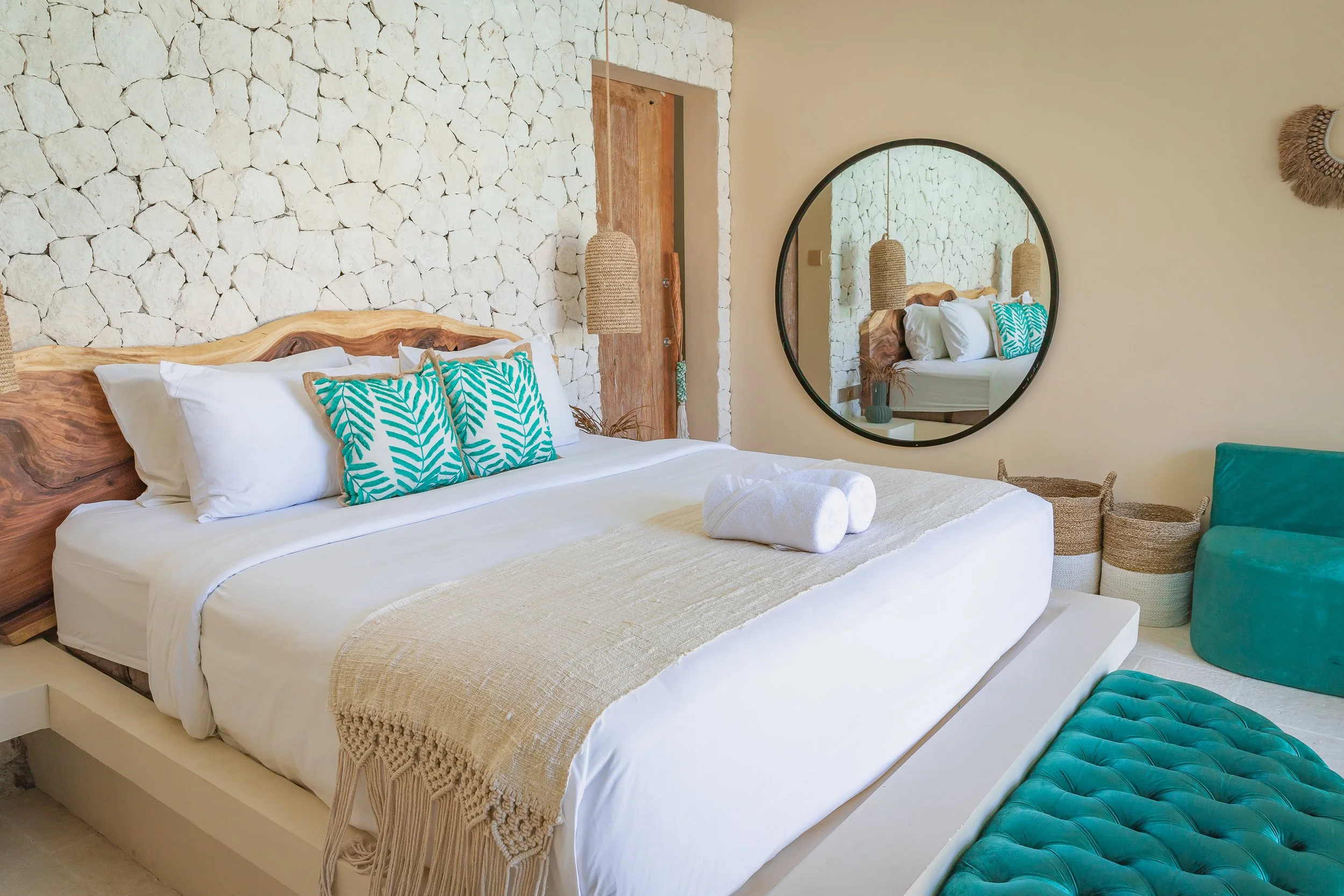Hero bedroom (4).jpg