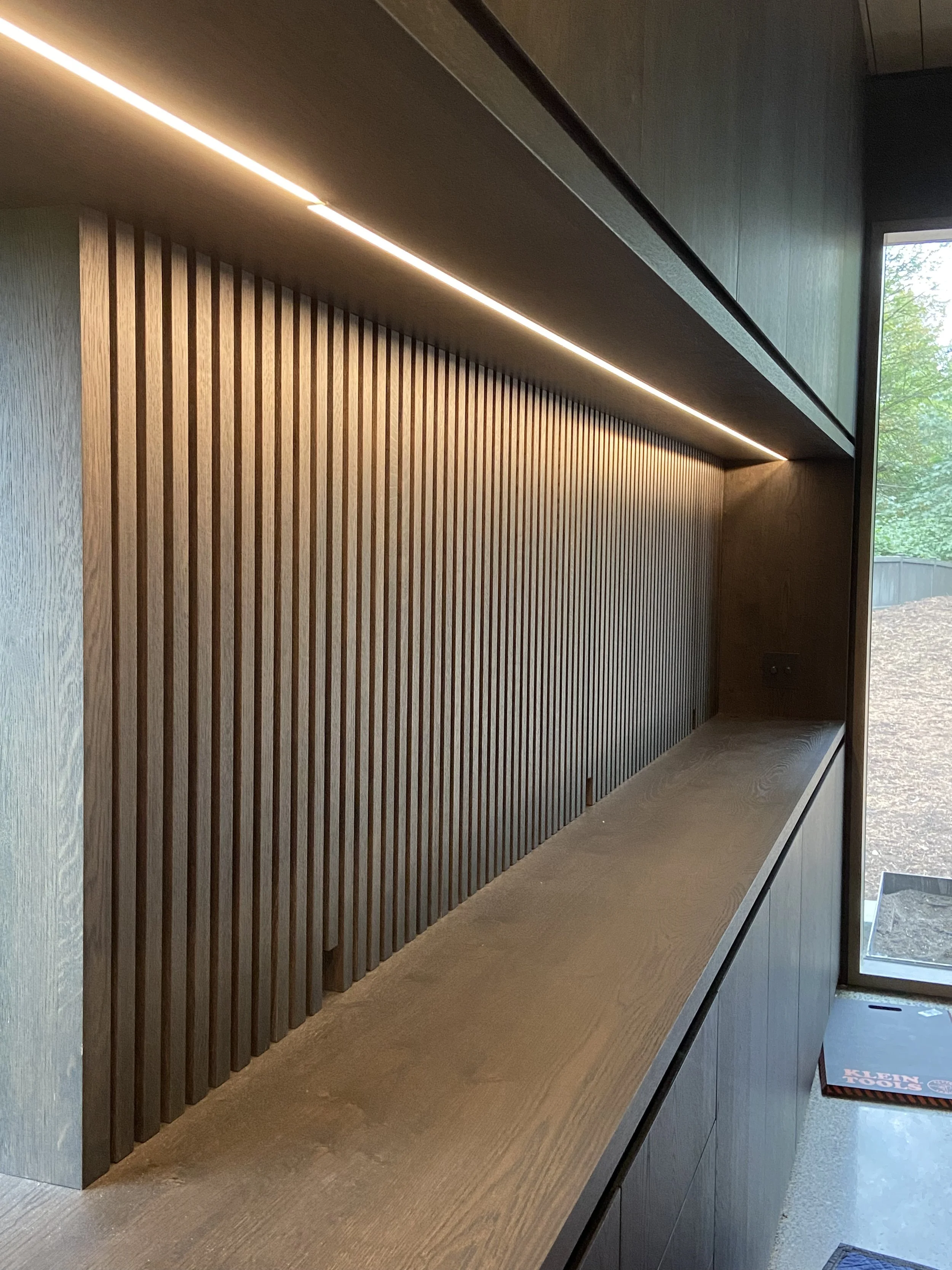 Casework, Slatwall