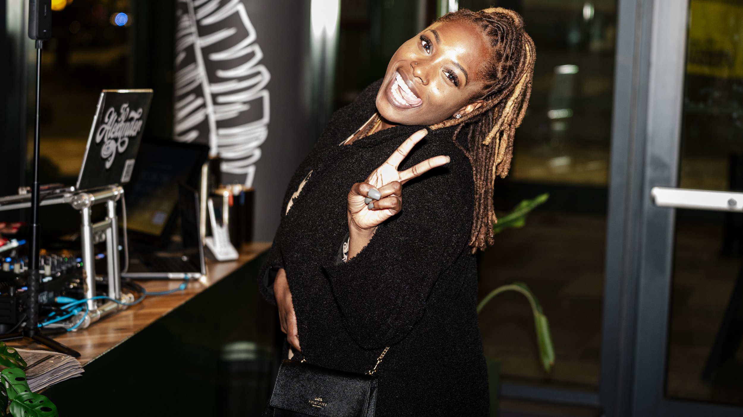 jlfscrposznbirthdaybash-35.jpg