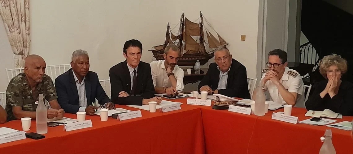 Table ronde sur la vie chère avec la ministre des Outre-mer : des avancées notables en matière de transparence sur les prix