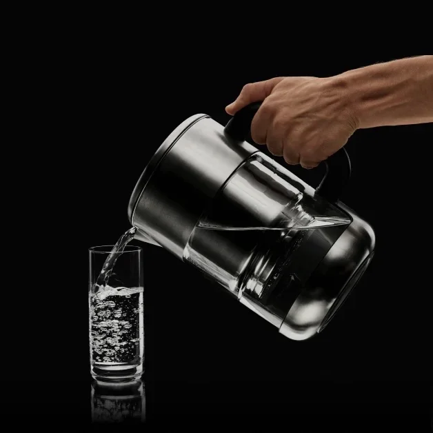 Rorra | Filtered Water Pitcher