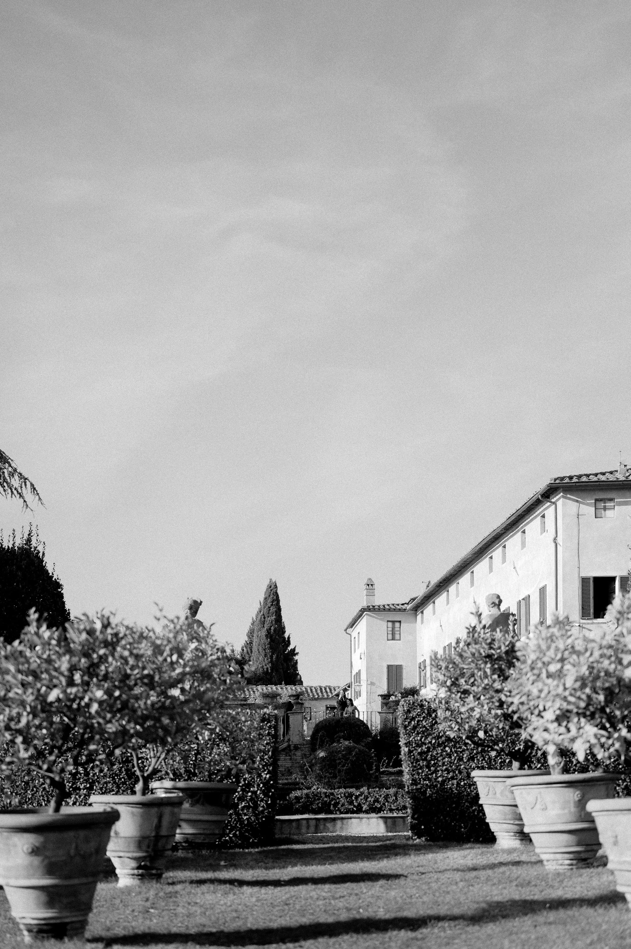 villa-catignano-tuscany-wedding-lisa-poggi - 165.jpg