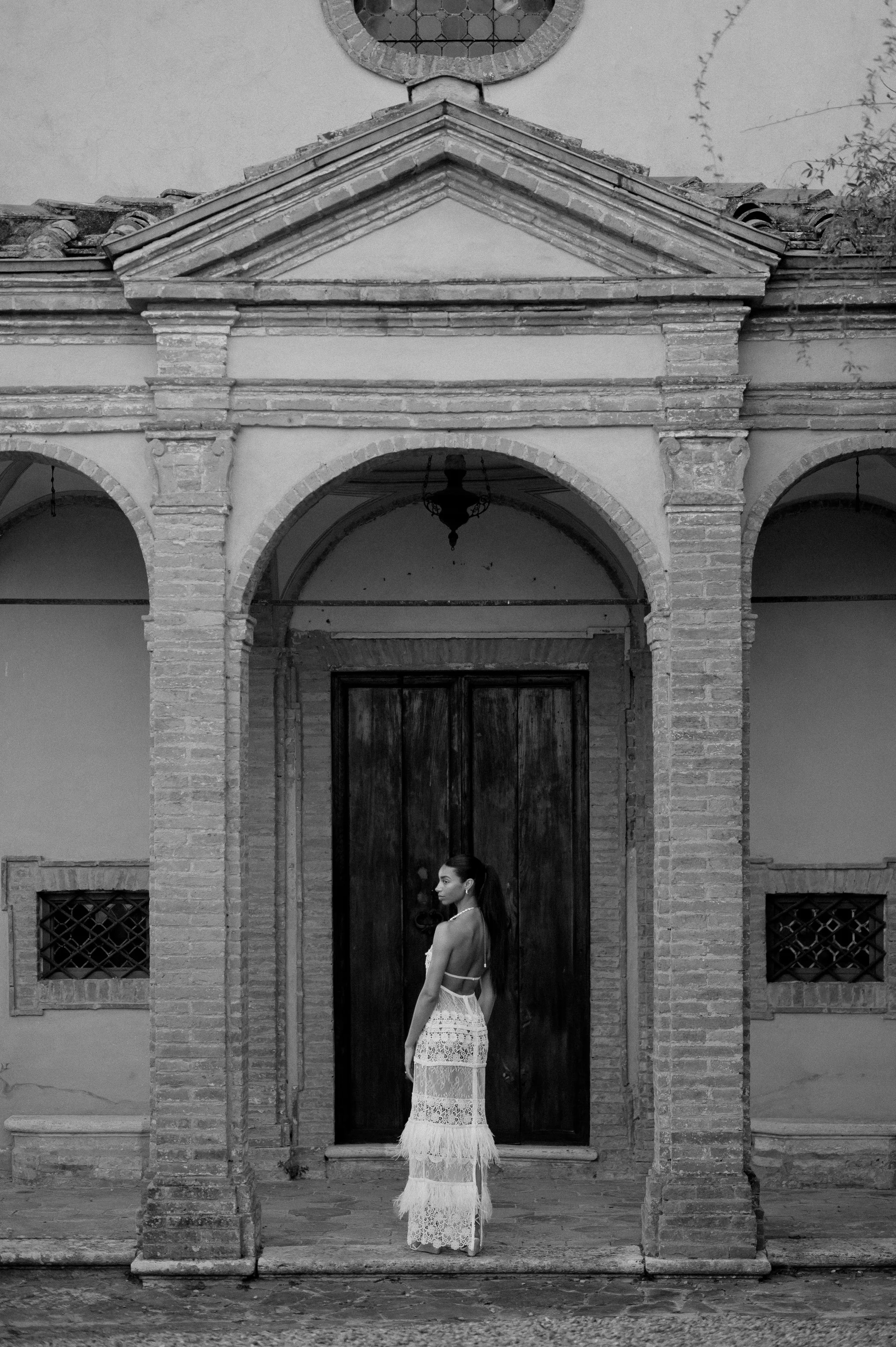 villa-catignano-tuscany-wedding-lisa-poggi - 012.jpg