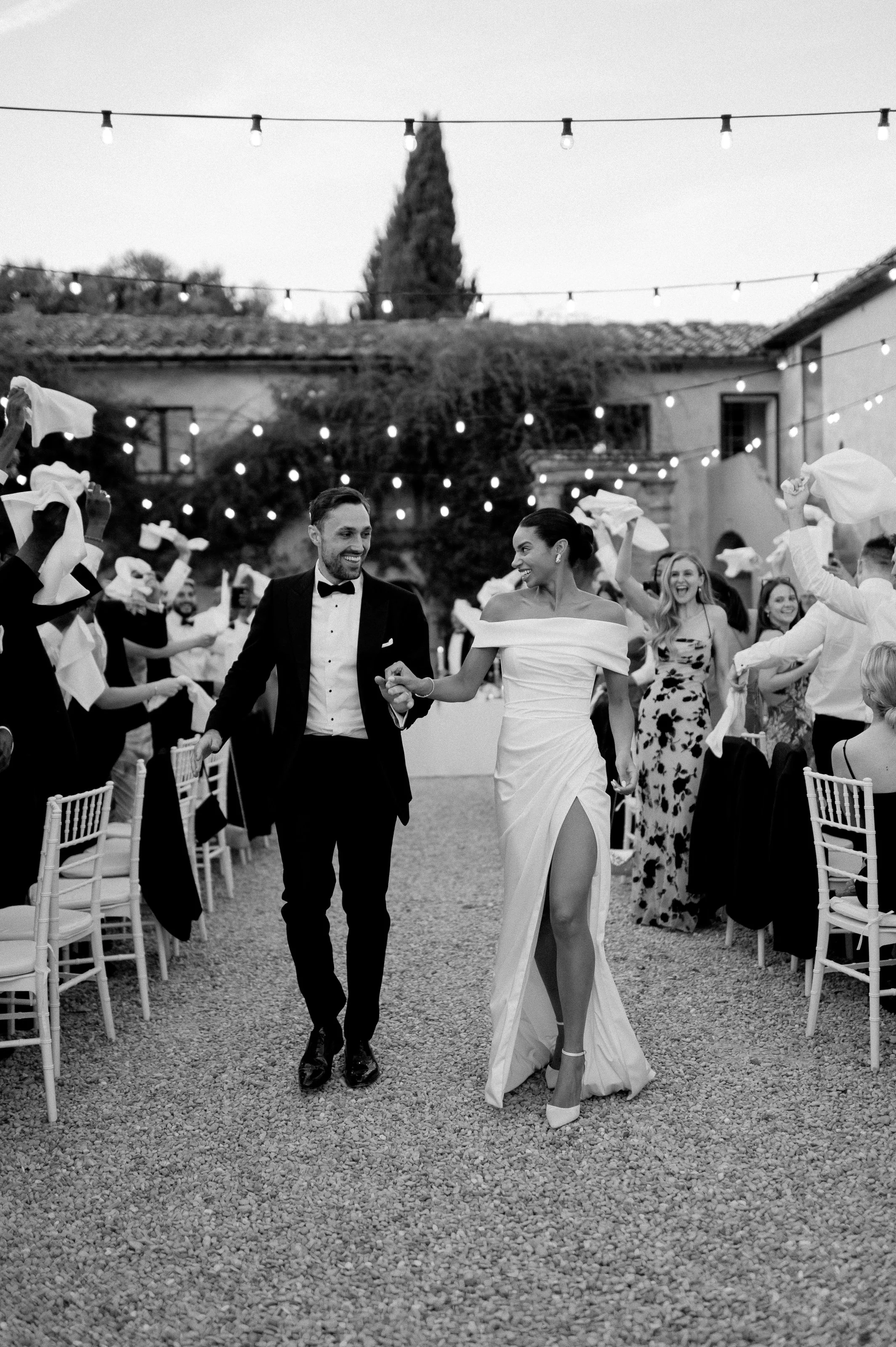 villa-catignano-tuscany-wedding-lisa-poggi - 197.jpg