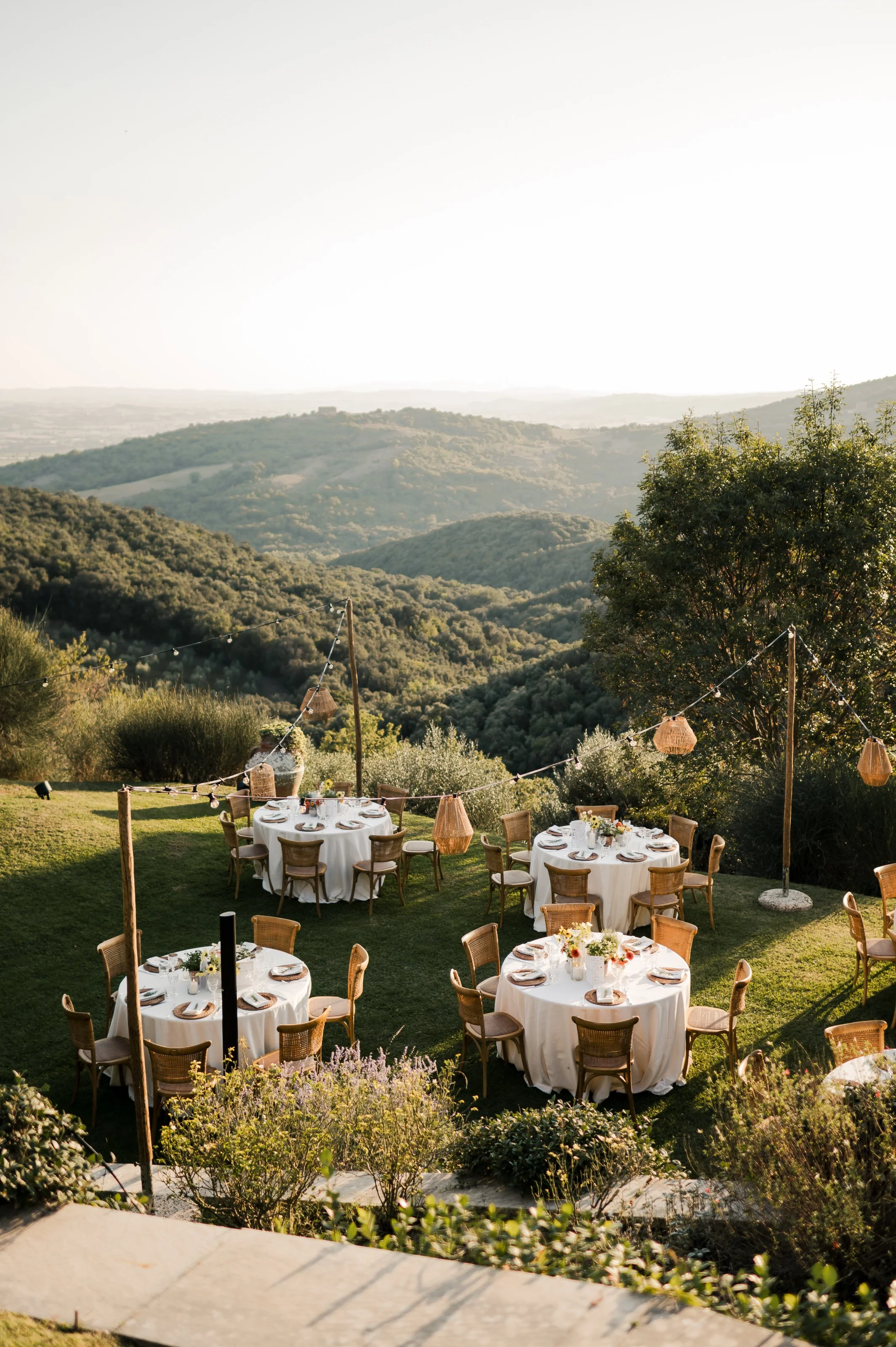 castello-di-vicarello-tuscany-wedding-lisa-poggi - 002.jpg