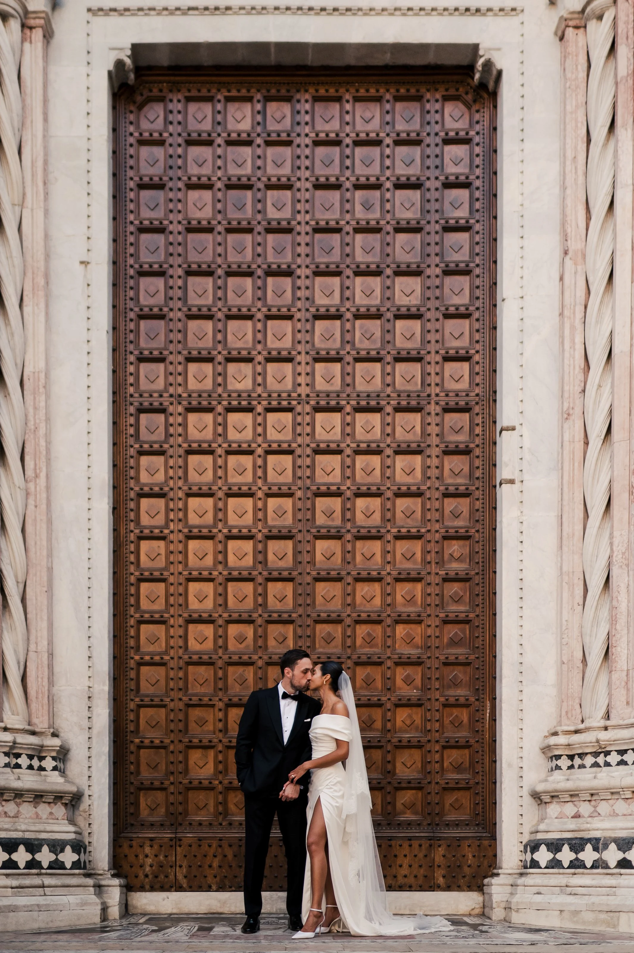 villa-catignano-tuscany-wedding-lisa-poggi - 148.jpg