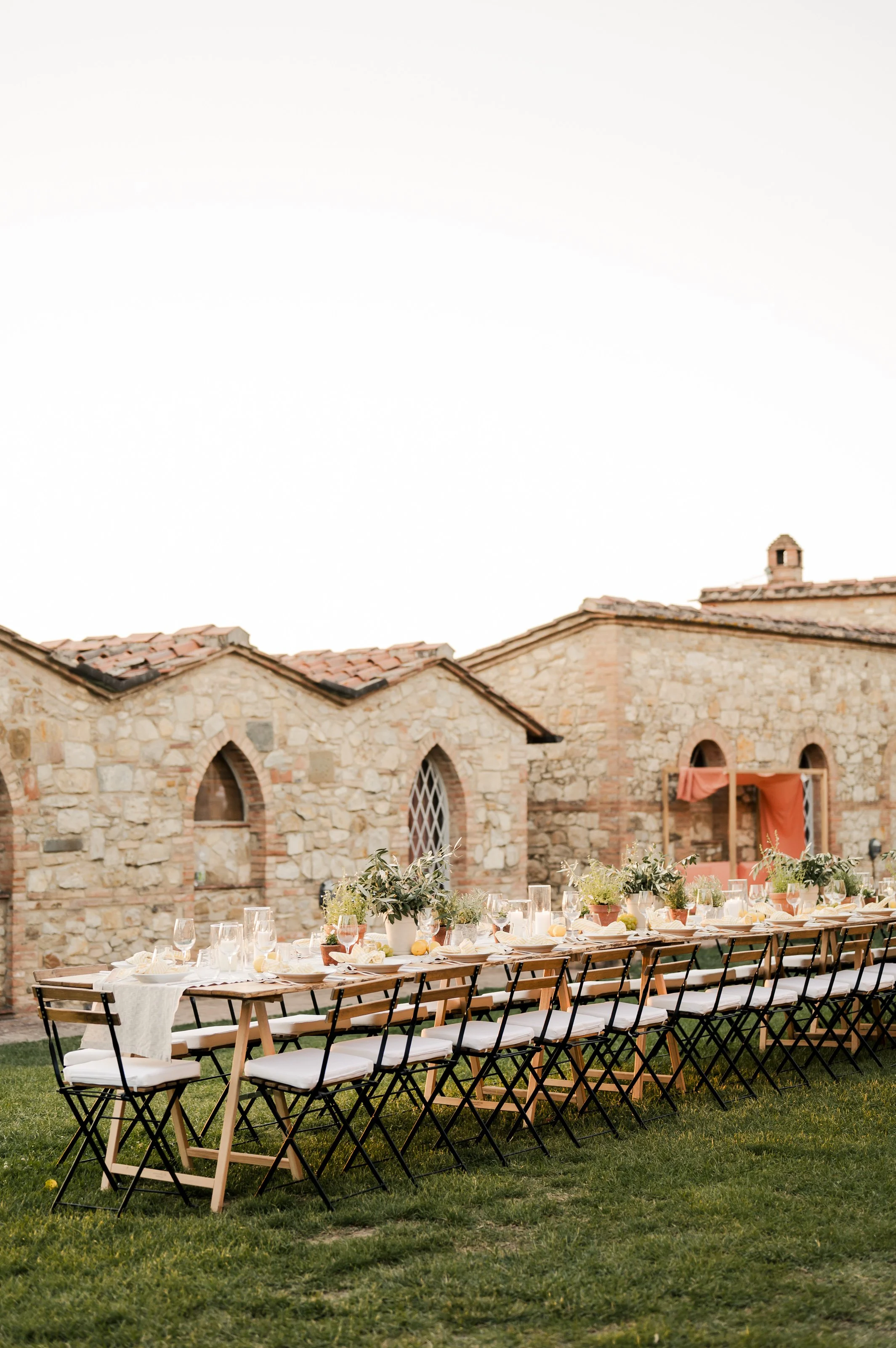 villa-catignano-tuscany-wedding-lisa-poggi - 019.jpg