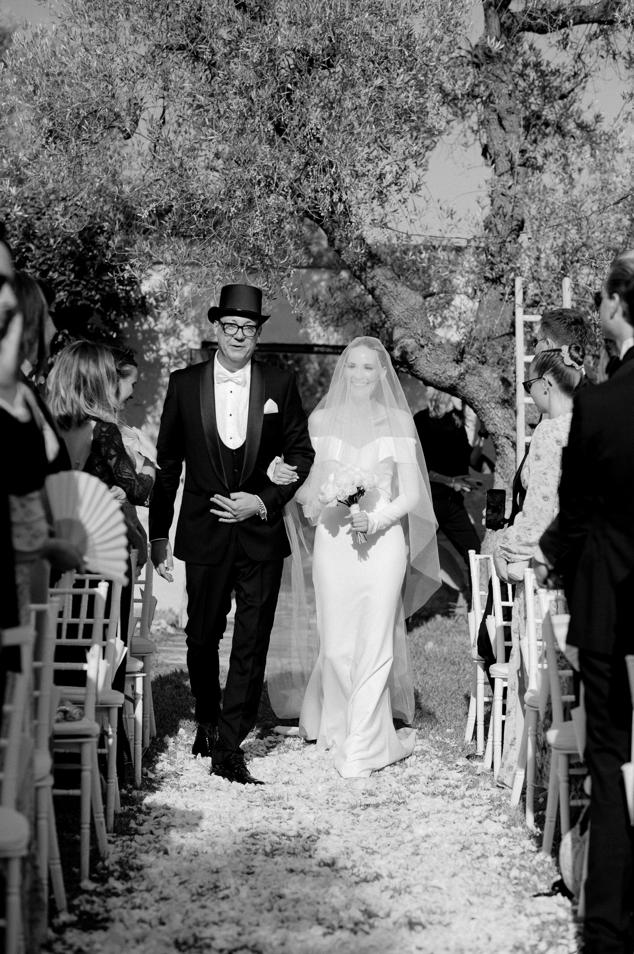 masseria-la-macina-apulia-italy-wedding-lisa-poggi - 019.jpg