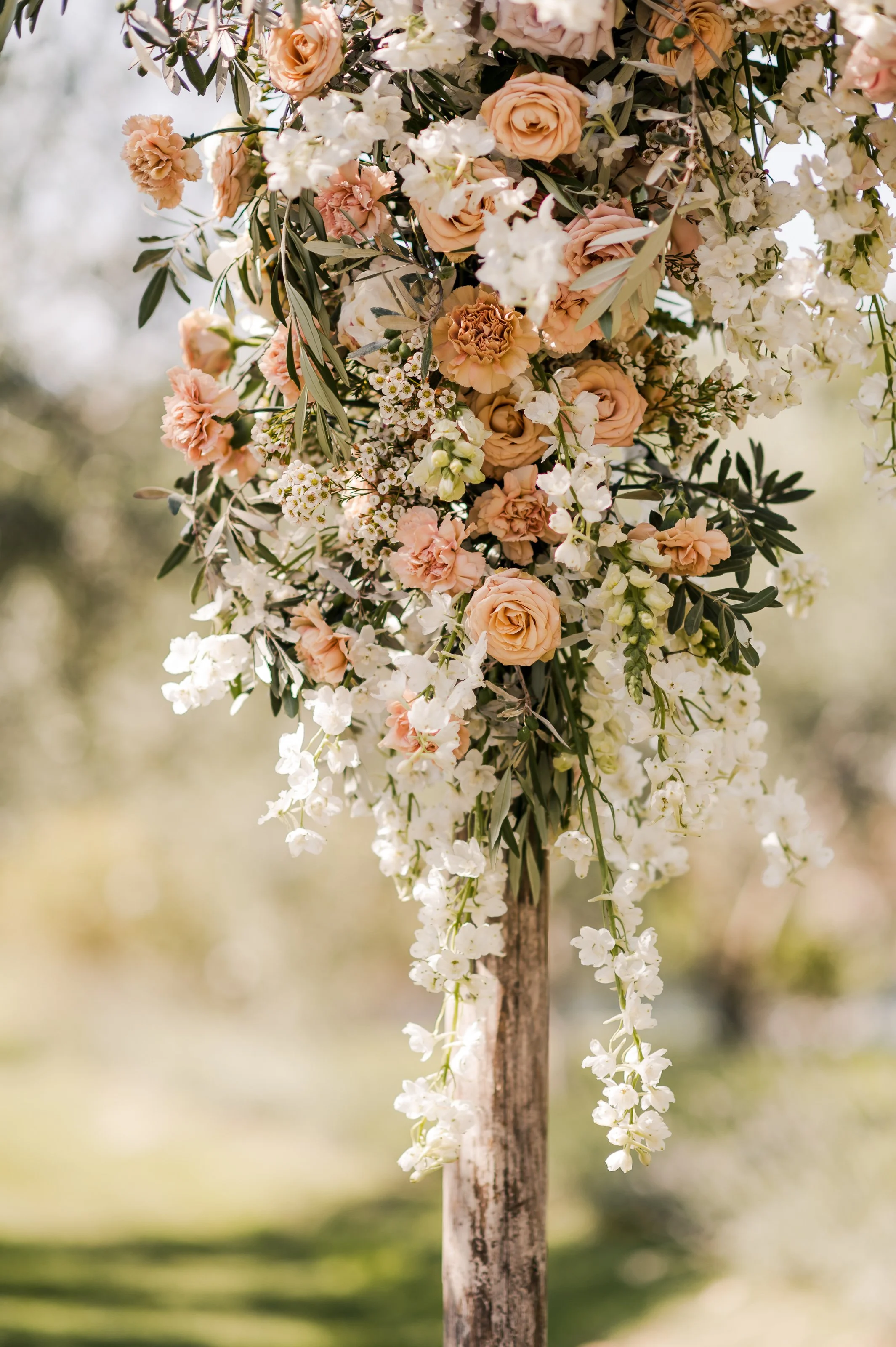 castello-di-vicarello-tuscany-italy-wedding-lisa-poggi - 008.jpg