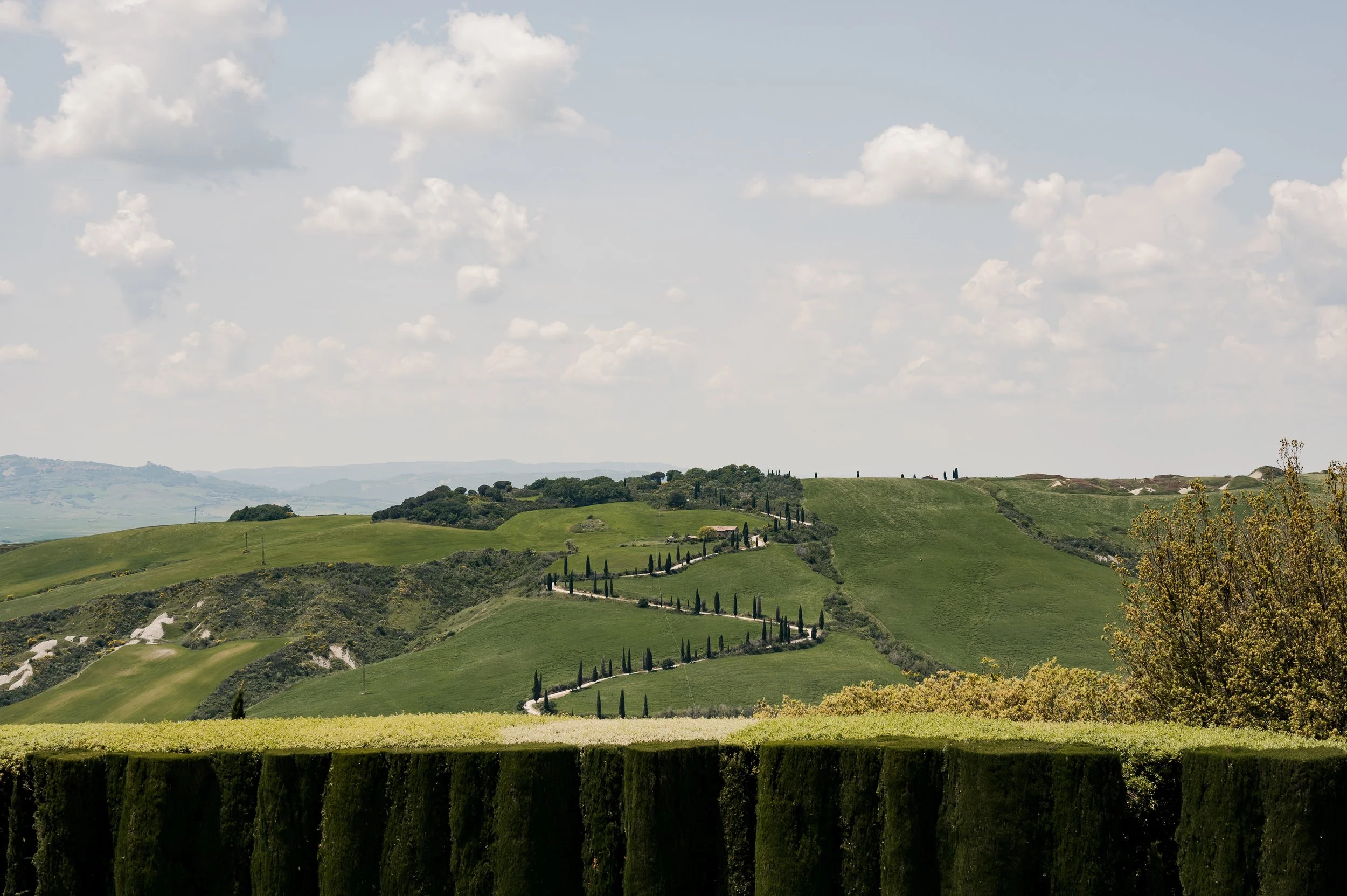 la-foce-tuscany-italy-wedding-lisa-poggi - 002.jpg