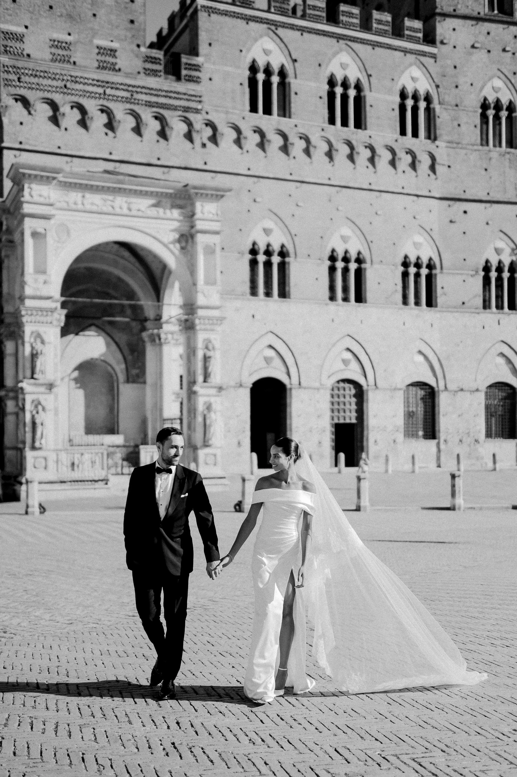 villa-catignano-tuscany-wedding-lisa-poggi - 158.jpg