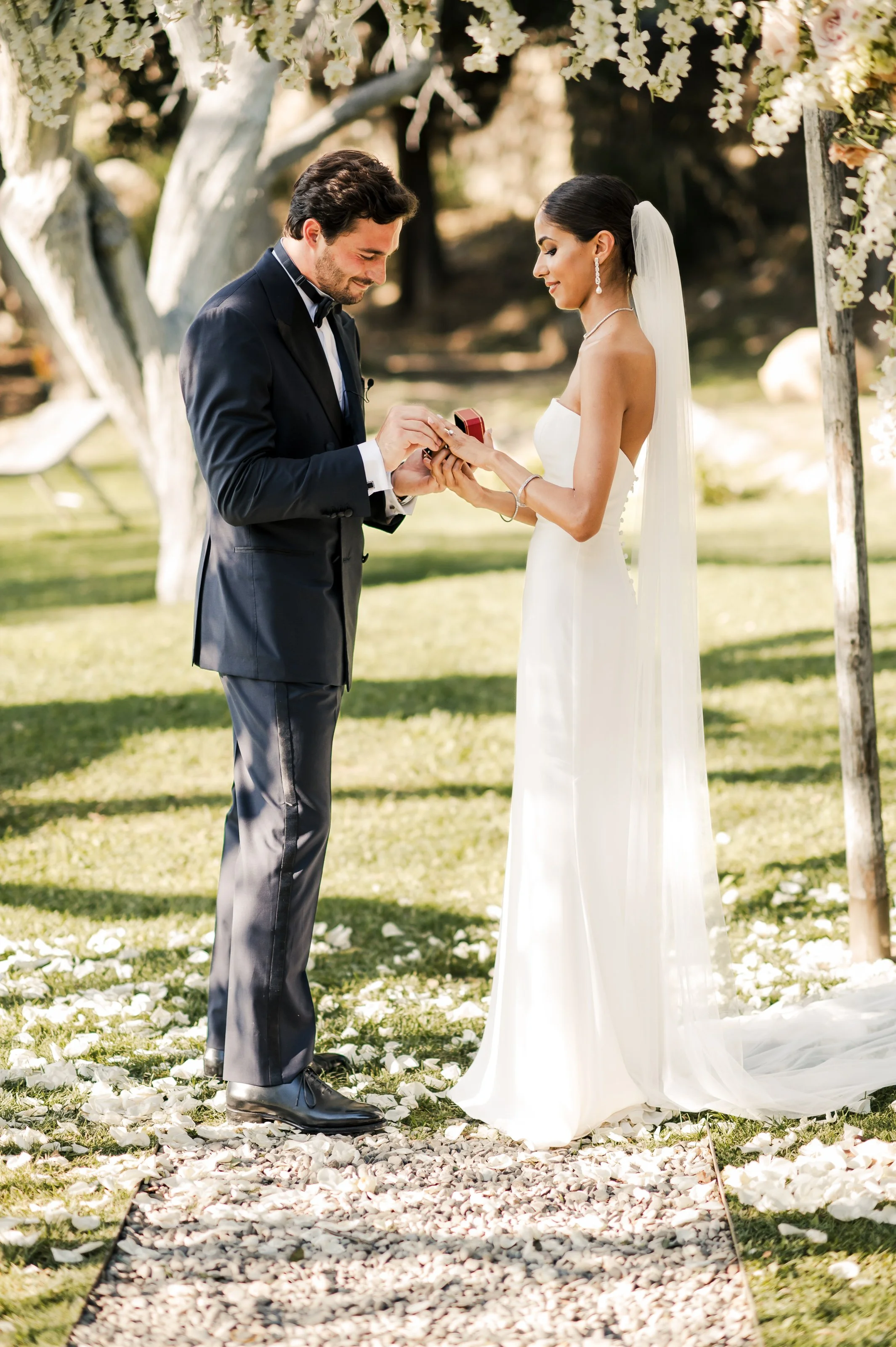 castello-di-vicarello-tuscany-italy-wedding-lisa-poggi - 049.jpg