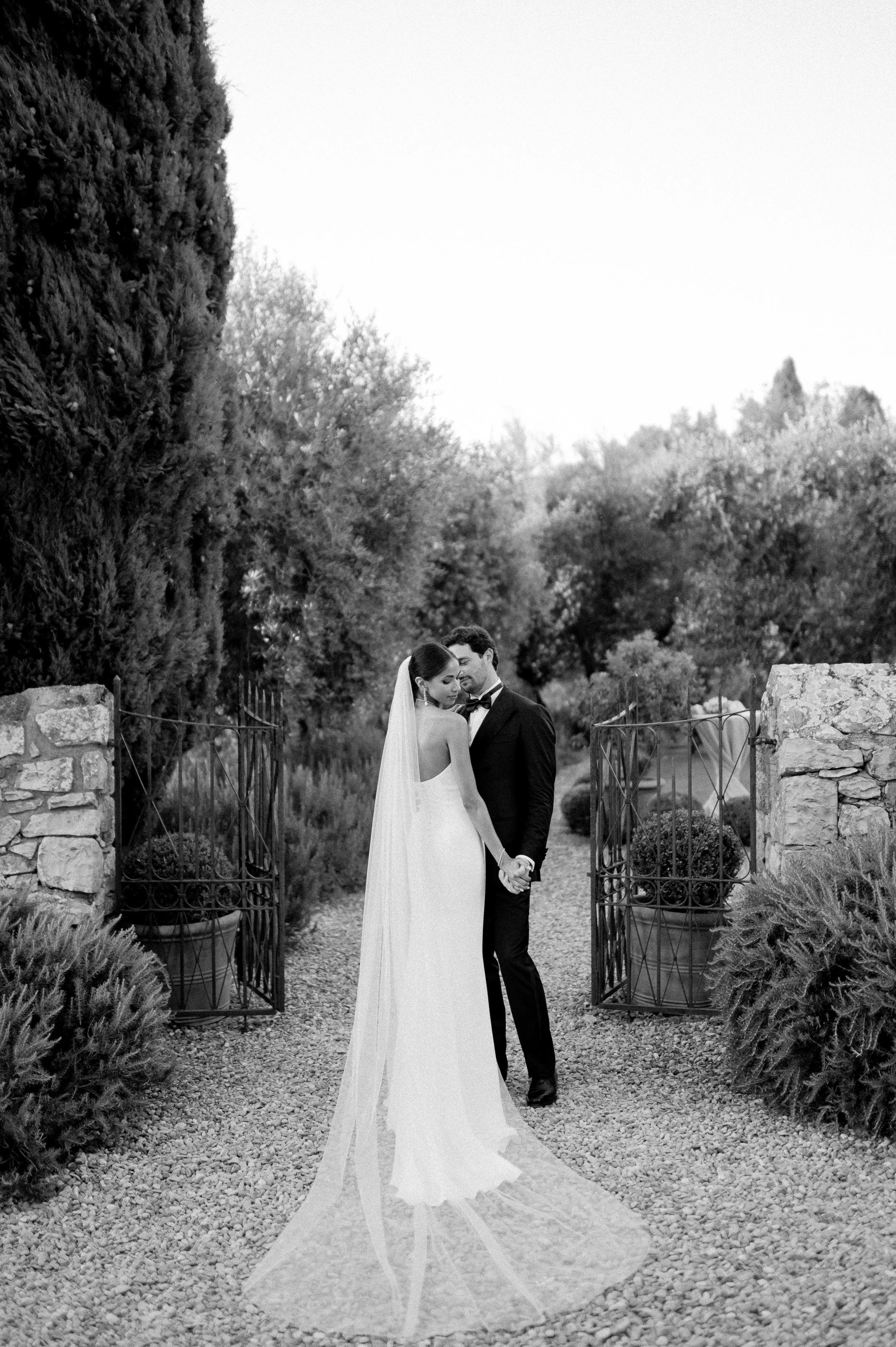 castello-di-vicarello-tuscany-italy-wedding-lisa-poggi - 080.jpg