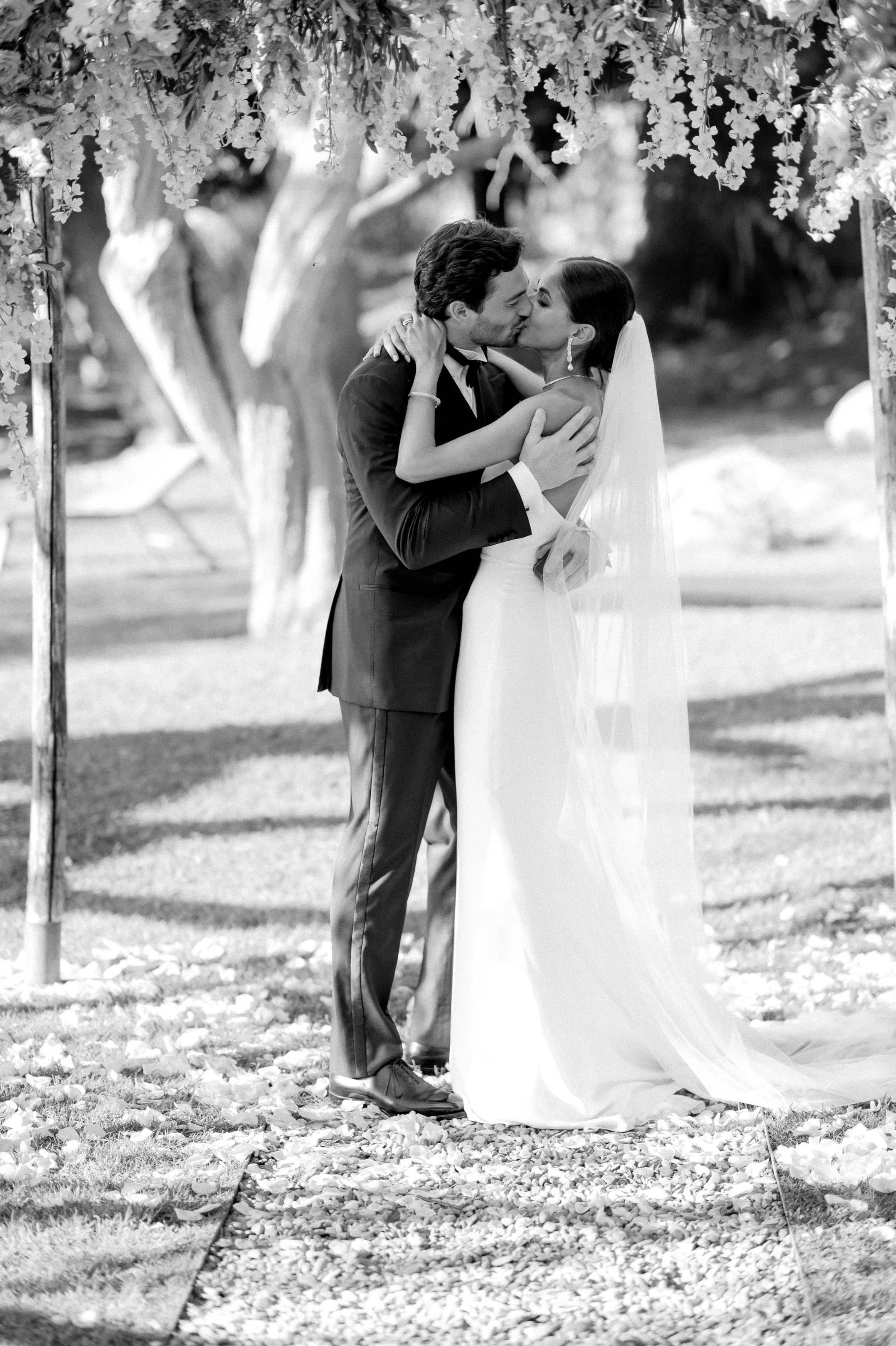 castello-di-vicarello-tuscany-italy-wedding-lisa-poggi - 051.jpg