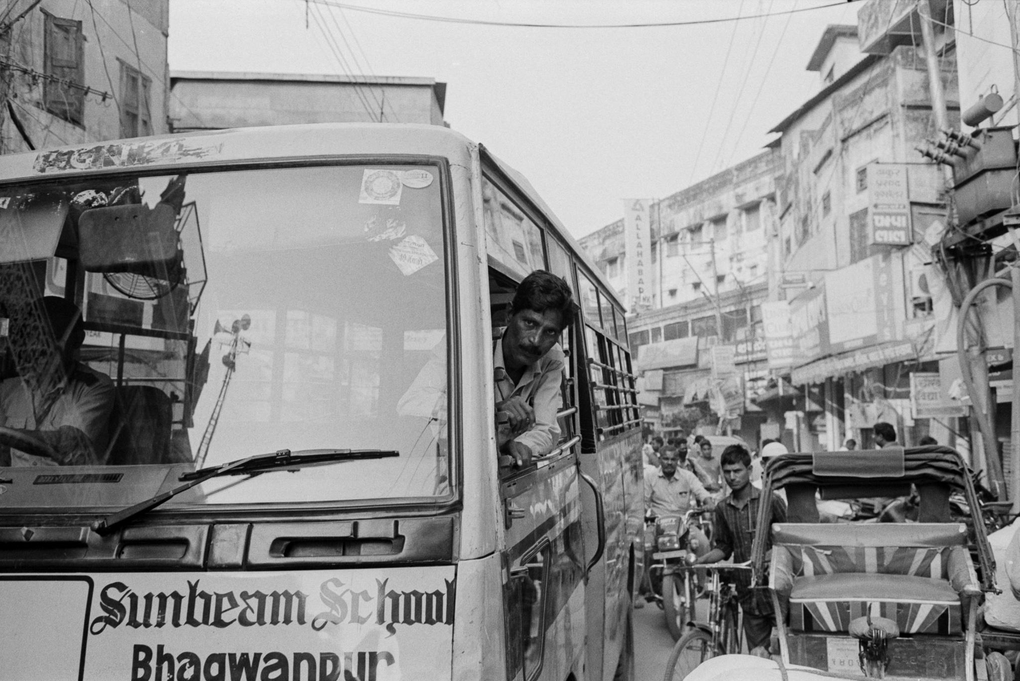 Varanasi_Moon_D76_Detail059.jpg