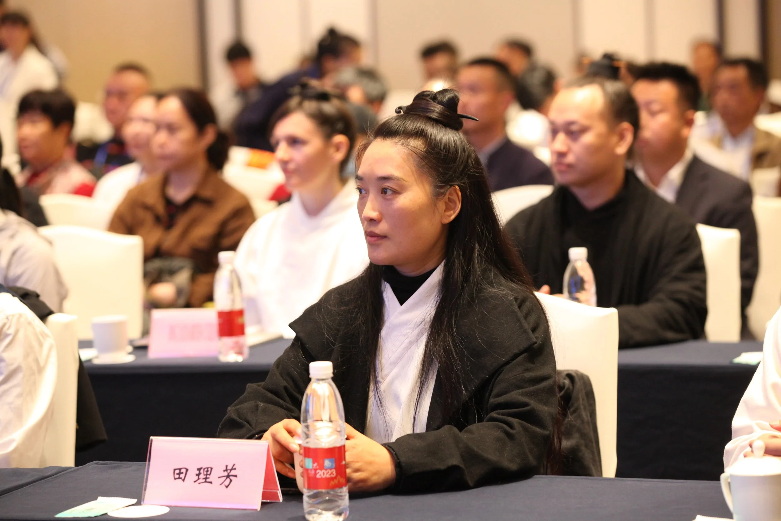田校长率团参会.jpg