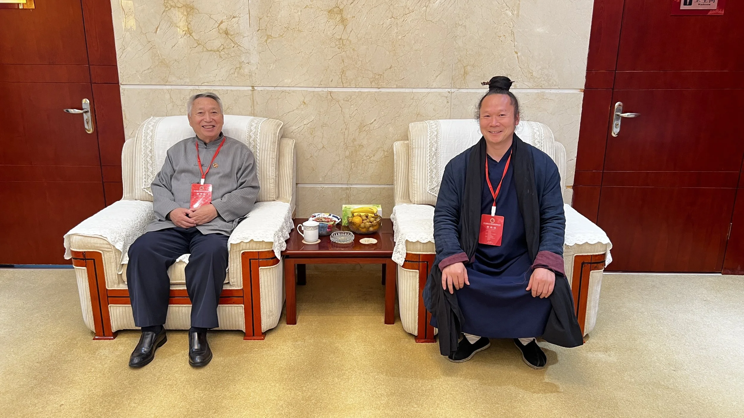 袁道长与韩建忠老师.jpg