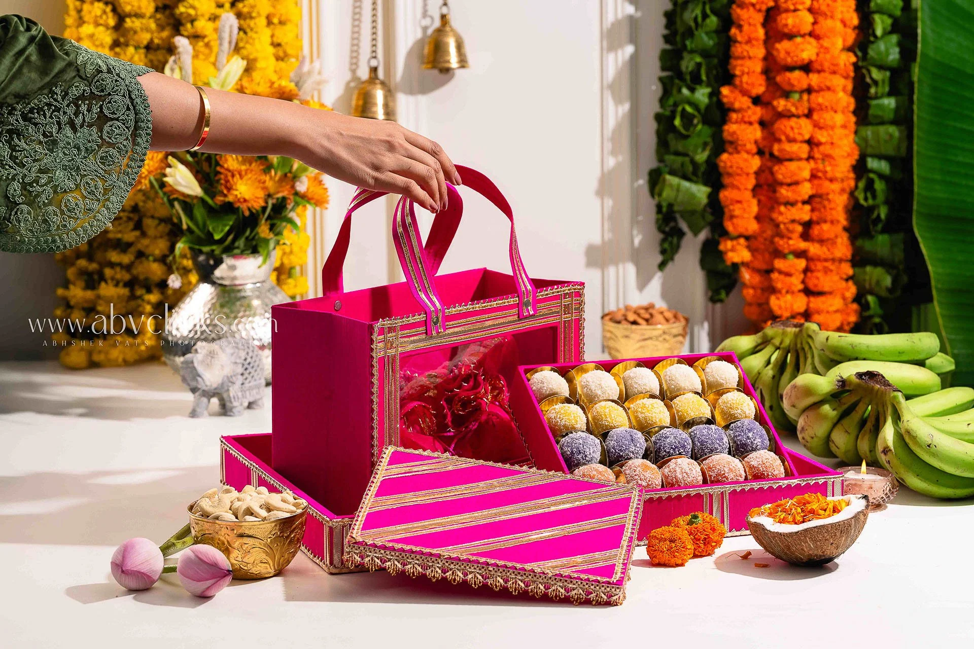Gifting-3.jpg