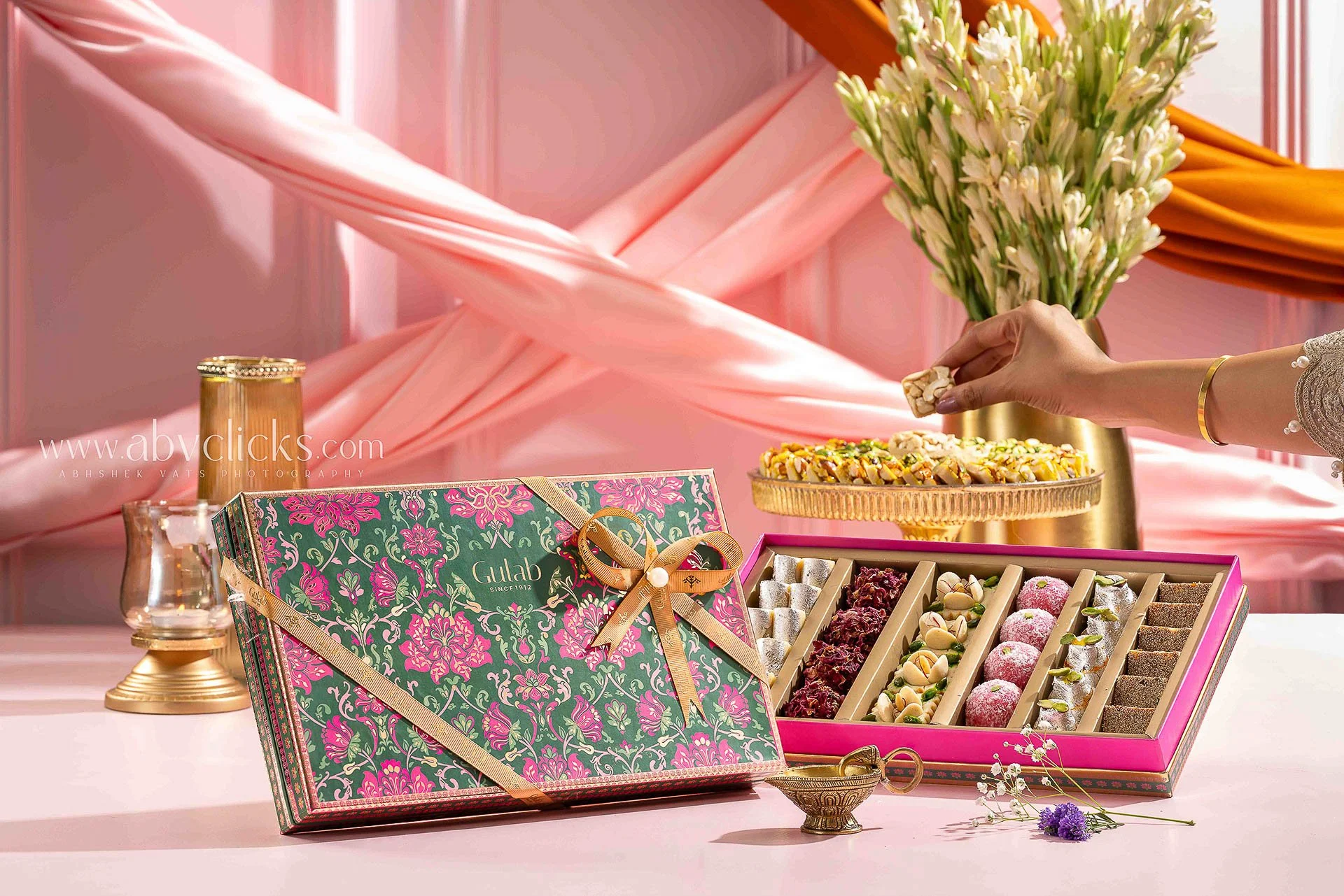 Gifting-7.jpg