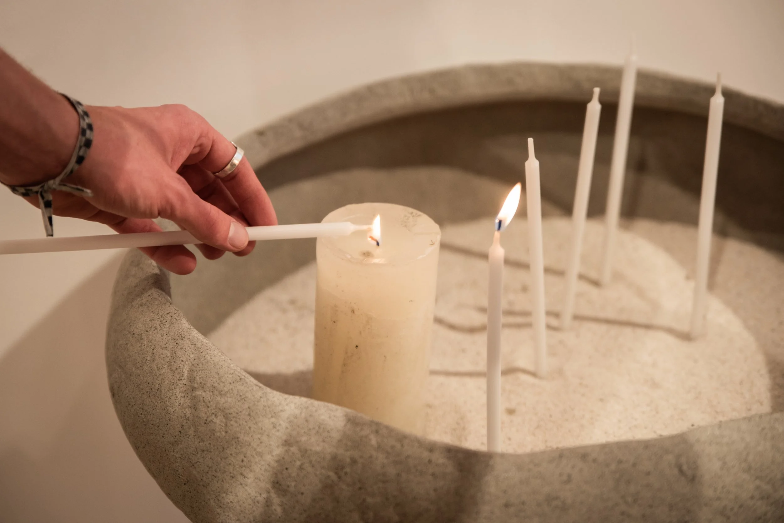 vessel_eure_feiern_gallerie_kerzenritual.jpg