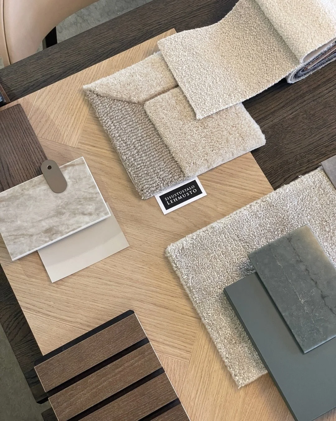 Asuntomessut Lemp&auml;&auml;l&auml;&auml;n avautuvat ja nyt kun @saikanvillaverde on valmis, on ihana hyp&auml;t&auml; hieman ajassa taaksep&auml;in ja muistella mennytt&auml; vuotta 🤗

Designtalo Villa Verde on viisihenkiselle perheelle suunnitelt