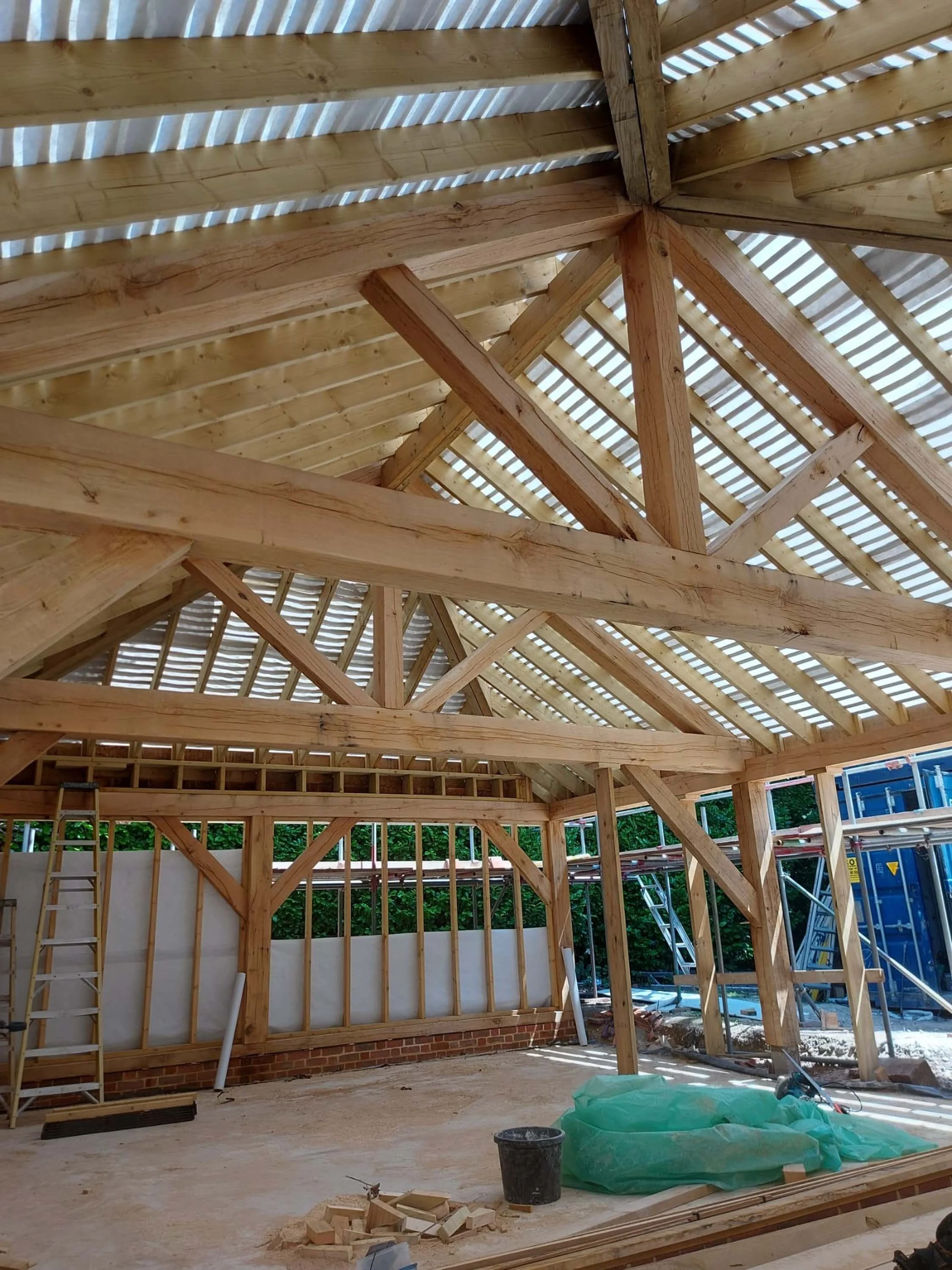 An image of a 3 bay oak garage.