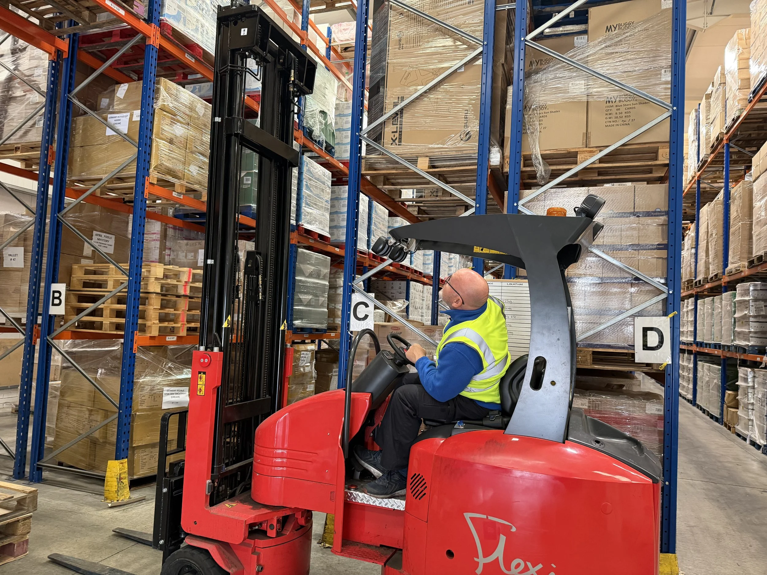 WAREHOUSING / TRANSPORT
