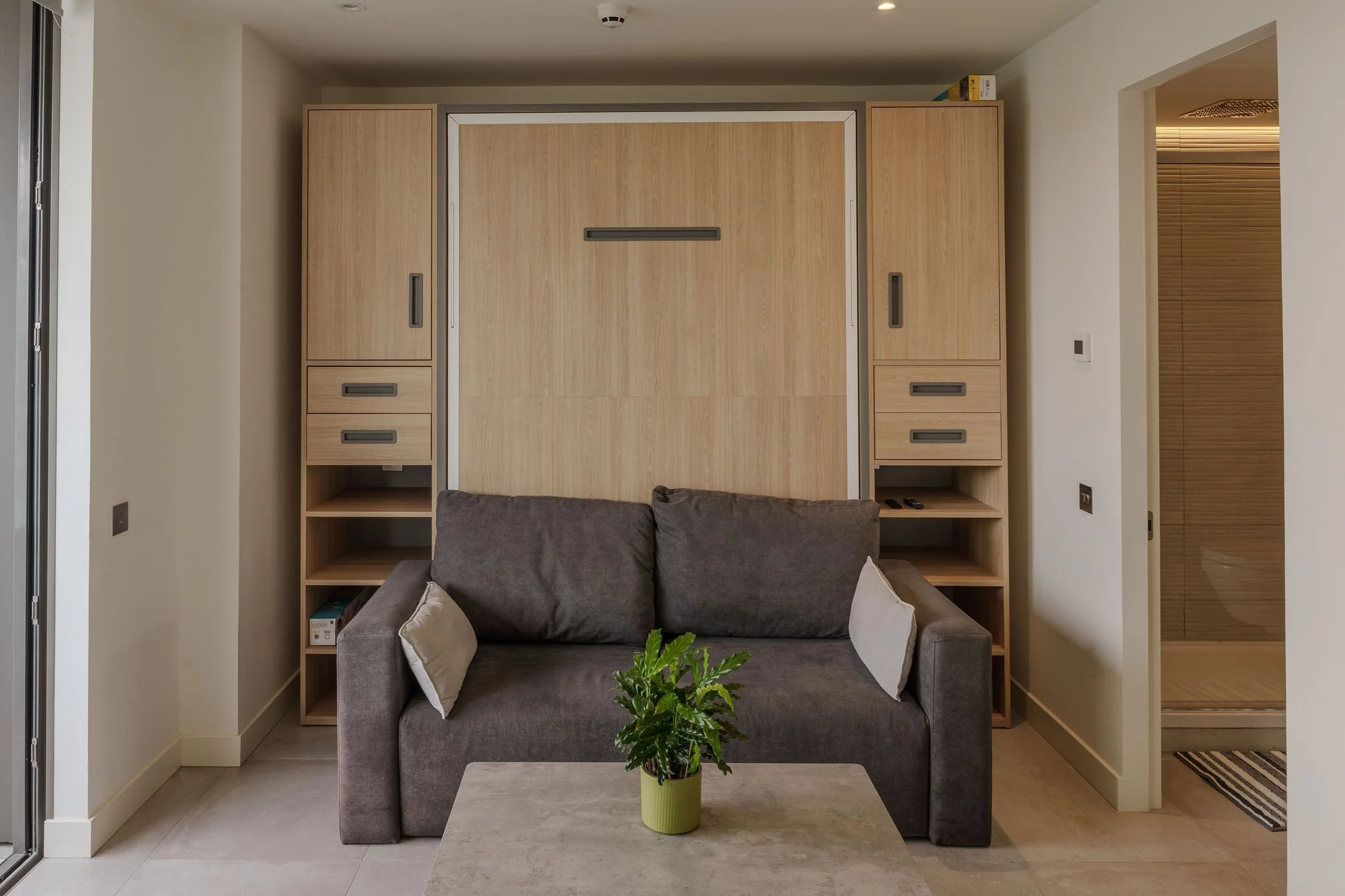 Studio / One Bedroom