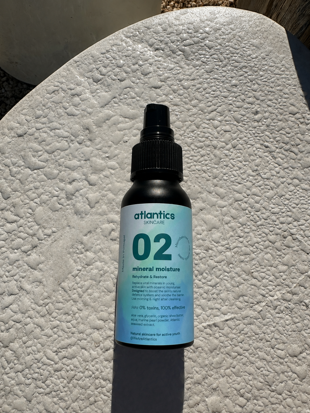 Organic mineral moisturiser for teen skin