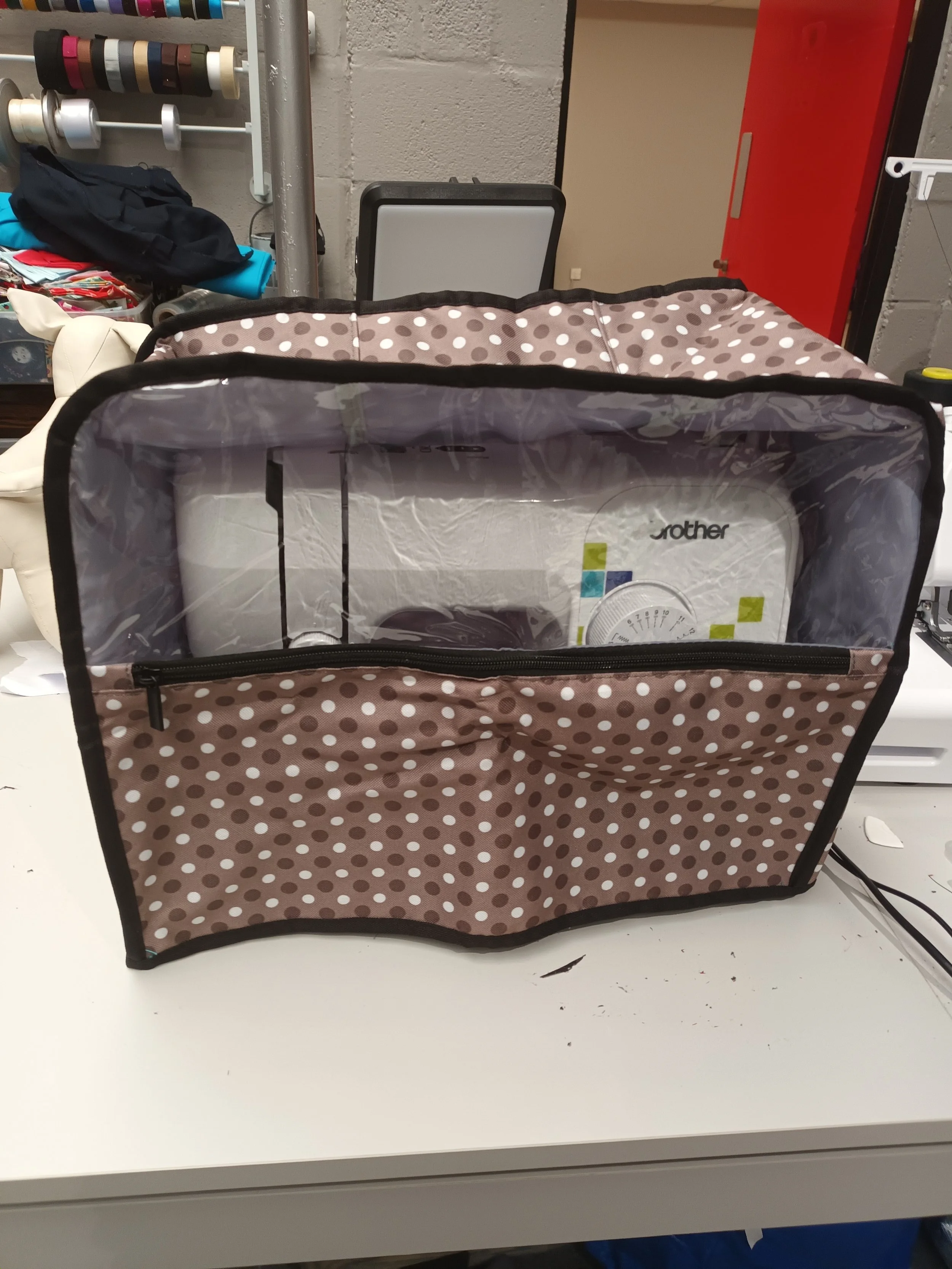 Clear-View Sewing Machine Dust Cover with Storage Pockets by Yarwo